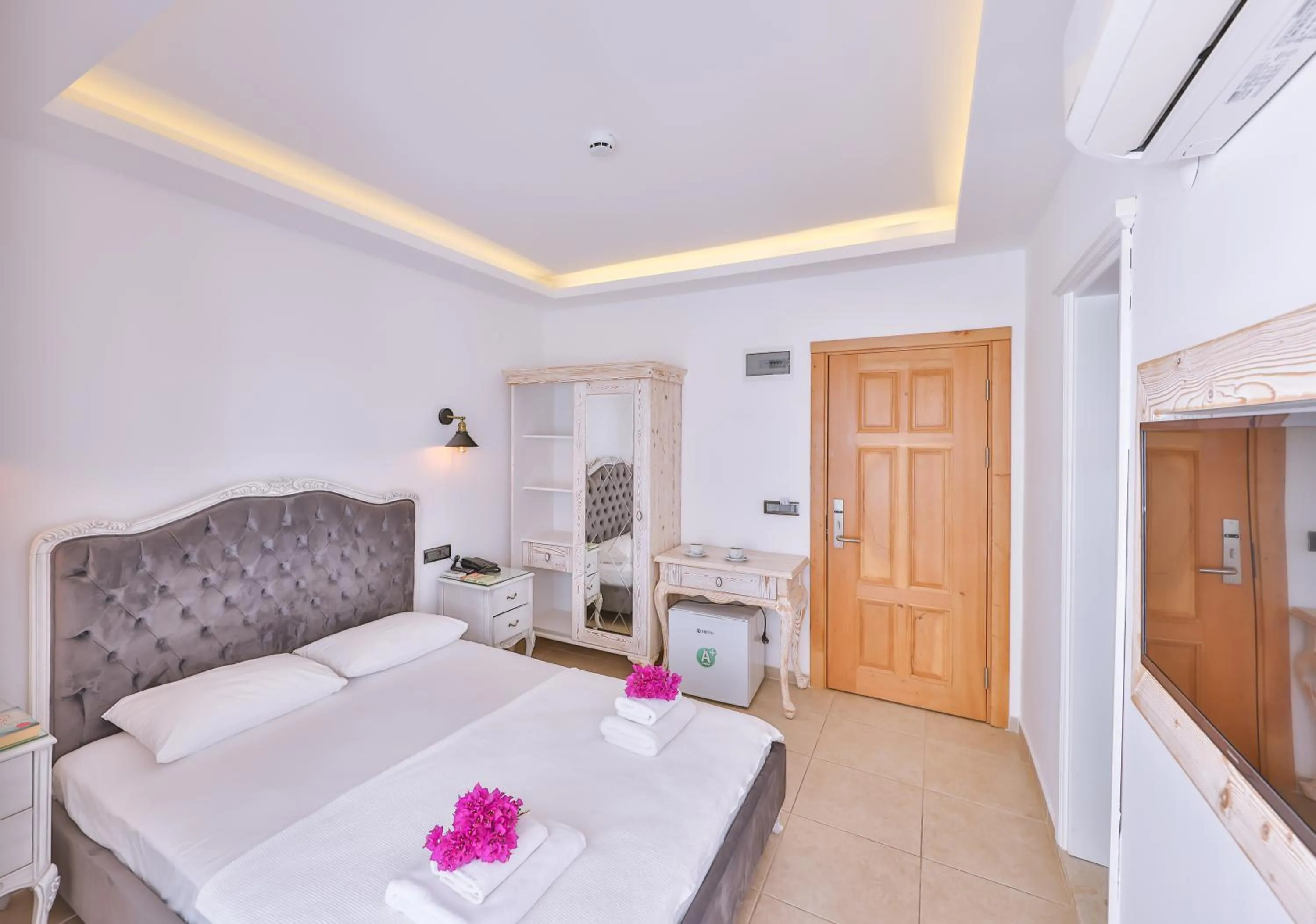 Photo of the whole room in Belinda Hotel