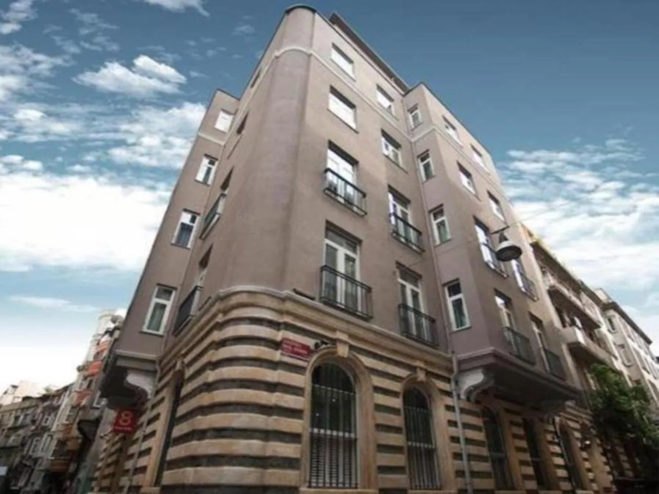 Off site in Misafir Suites 8 Istanbul