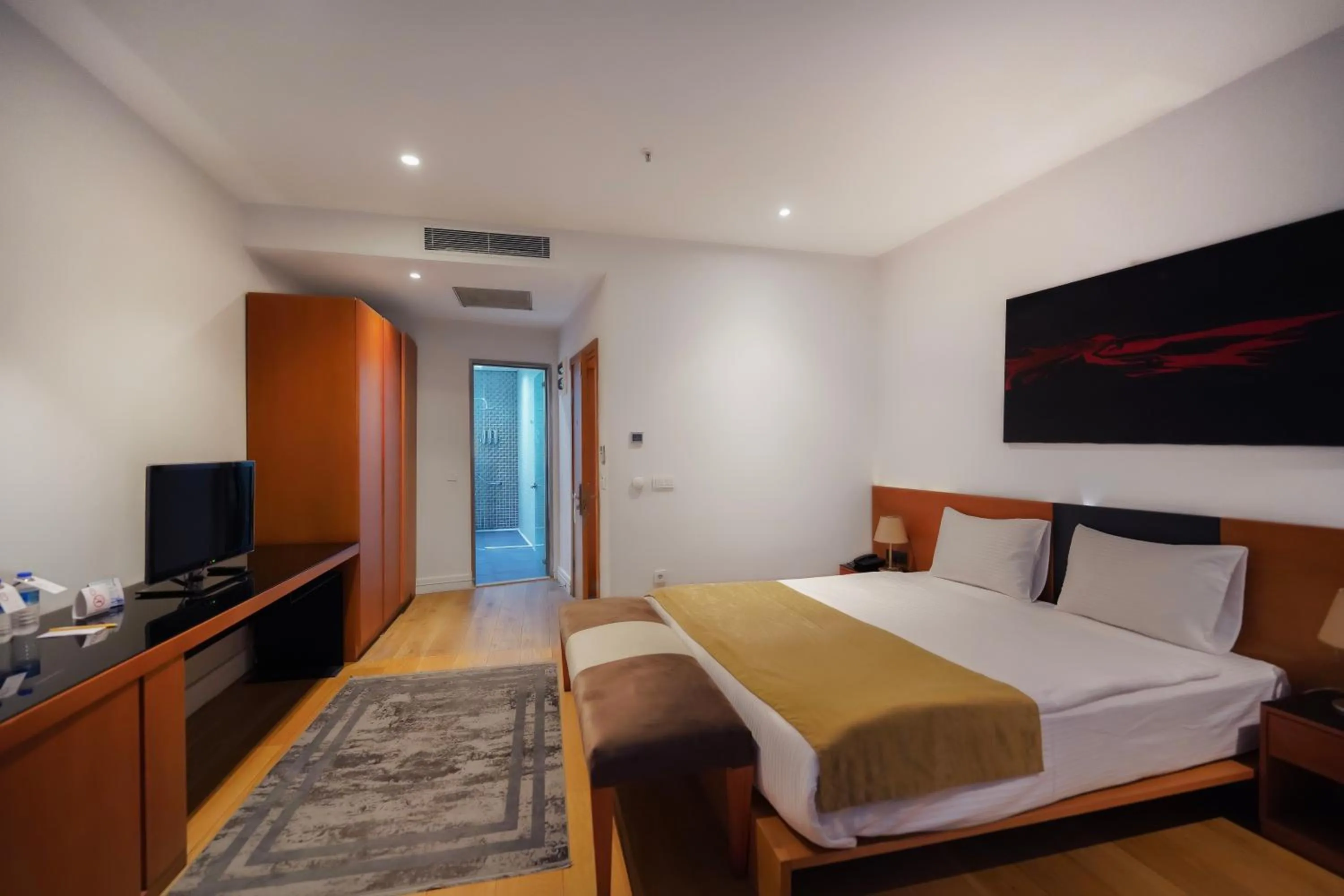 TV and multimedia, Bed in Misafir Suites 8 Istanbul