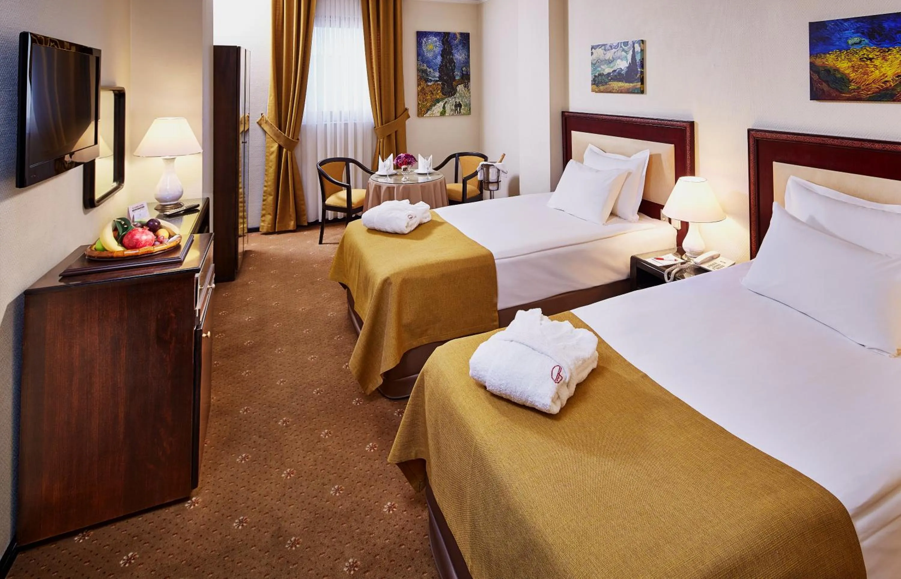 Photo of the whole room, Bed in Güneş Hotel Merter