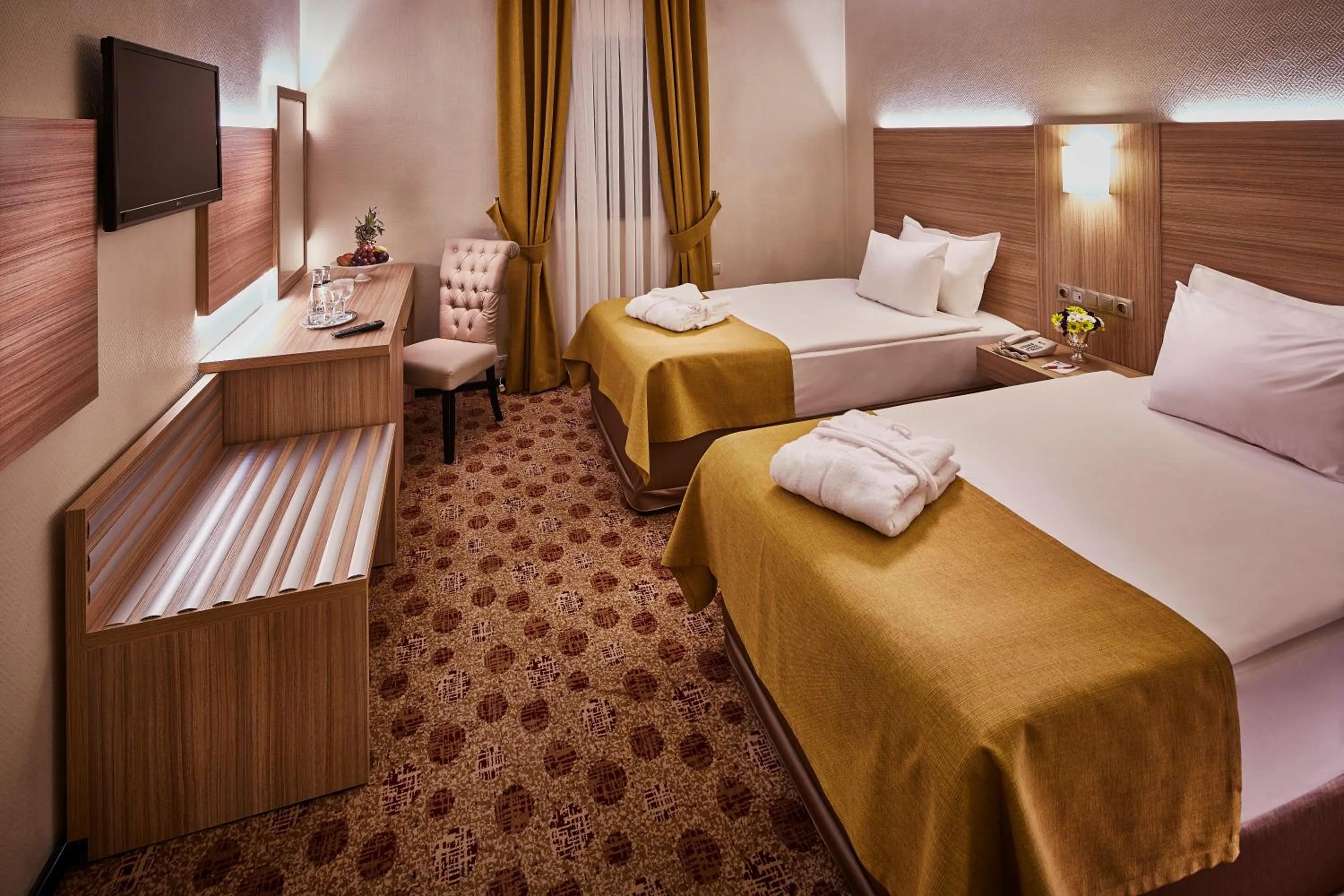 Photo of the whole room, Bed in Güneş Hotel Merter