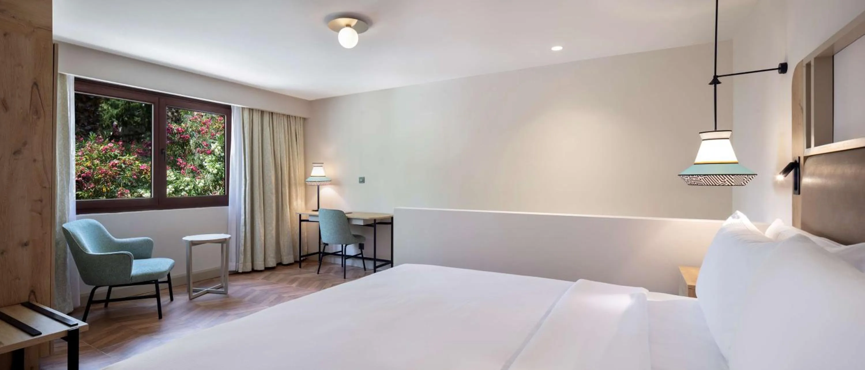 Bed in DoubleTree by Hilton Bodrum Isil Club Ultra All-Inclusive Resort