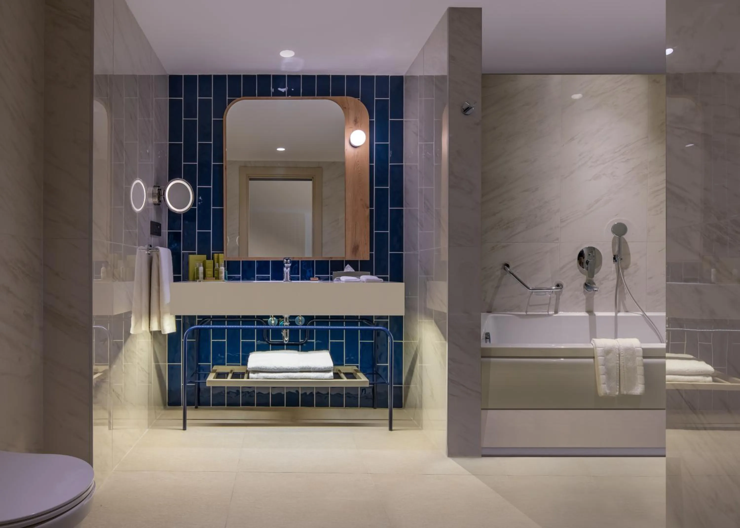 Shower in DoubleTree by Hilton Bodrum Isil Club Ultra All-Inclusive Resort