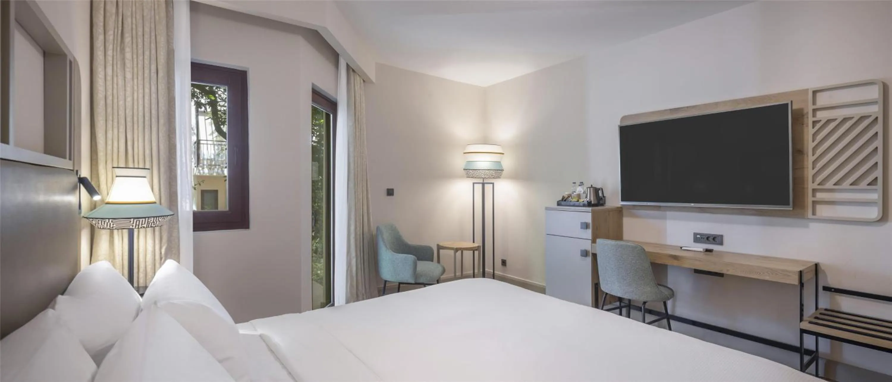 Bed in DoubleTree by Hilton Bodrum Isil Club Ultra All-Inclusive Resort