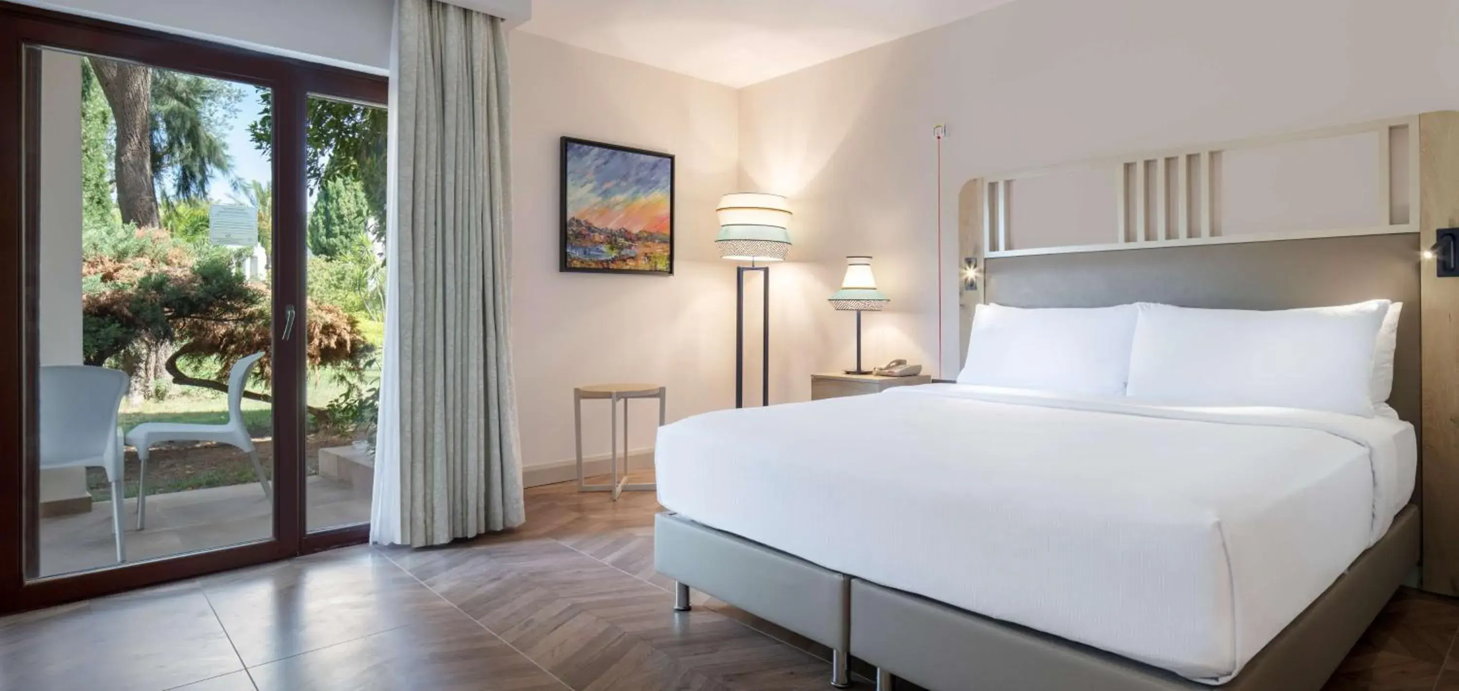 King Room - Mobility Accessible in DoubleTree by Hilton Bodrum Isil Club Ultra All-Inclusive Resort King Room - Mobility Accessible in DoubleTree by Hilton Bodrum Isil Club Ultra All-Inclusive Resort