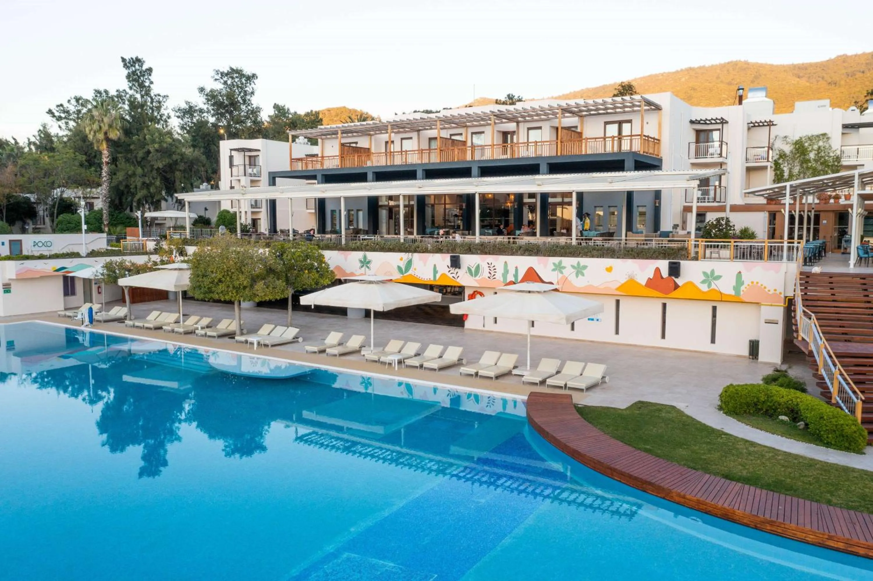 Pool view in DoubleTree by Hilton Bodrum Isil Club Ultra All-Inclusive Resort
