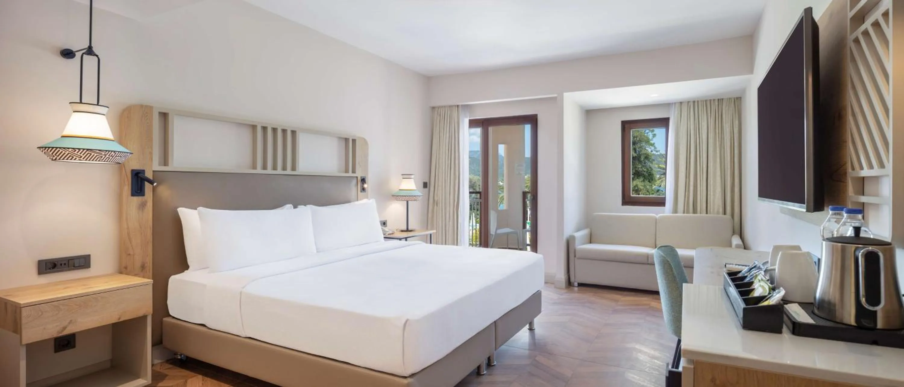 Bed in DoubleTree by Hilton Bodrum Isil Club Ultra All-Inclusive Resort