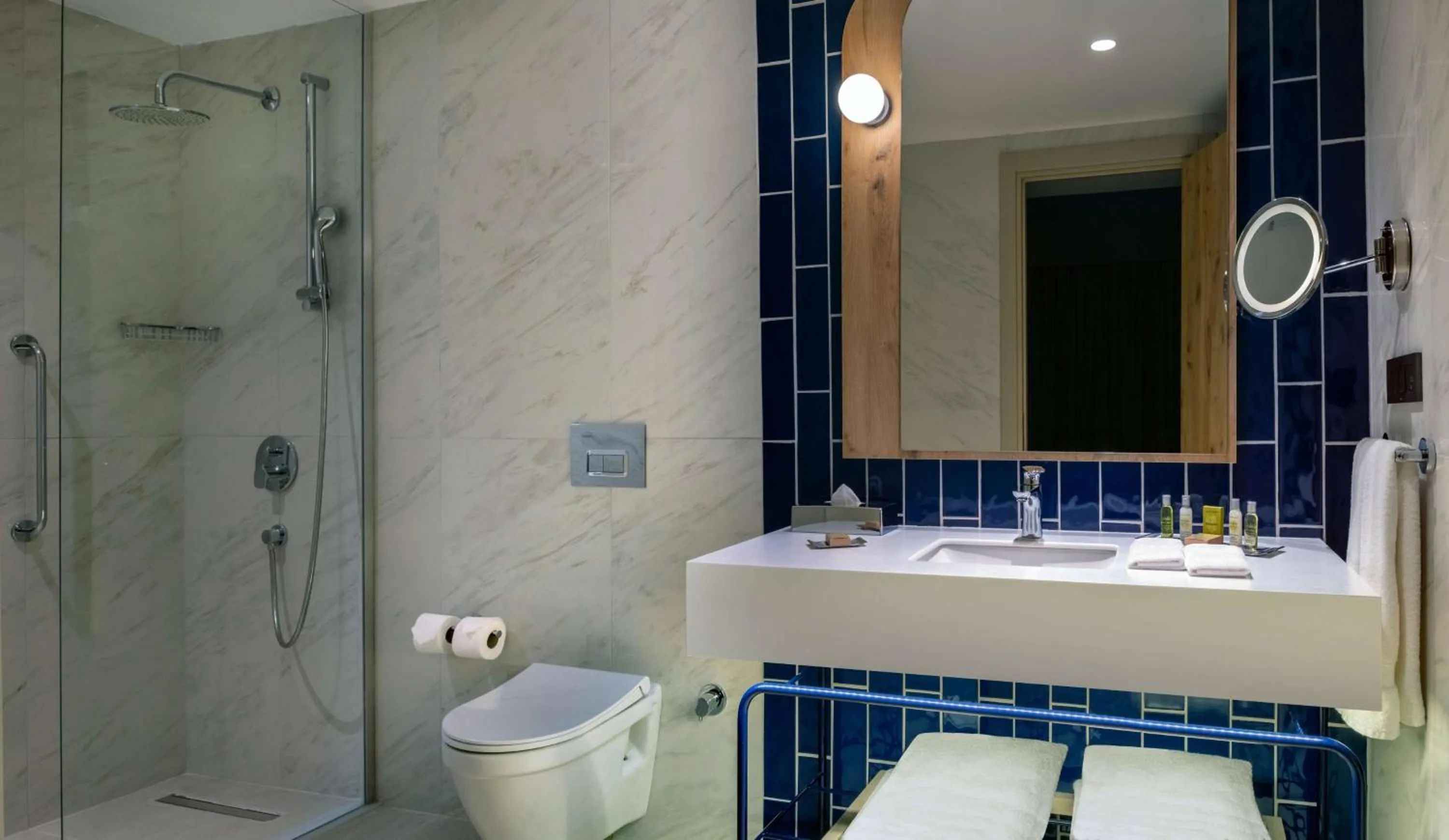 Shower in DoubleTree by Hilton Bodrum Isil Club Ultra All-Inclusive Resort