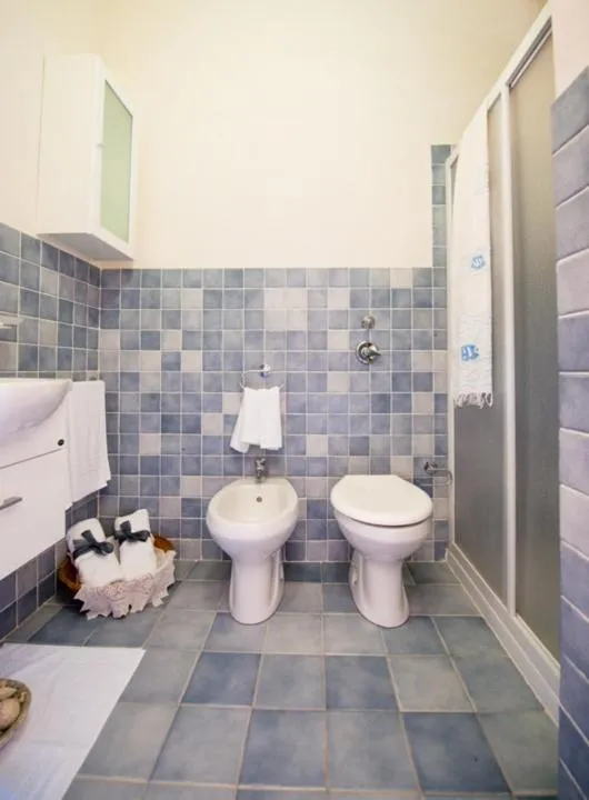 Toilet in Villa Cancelliere