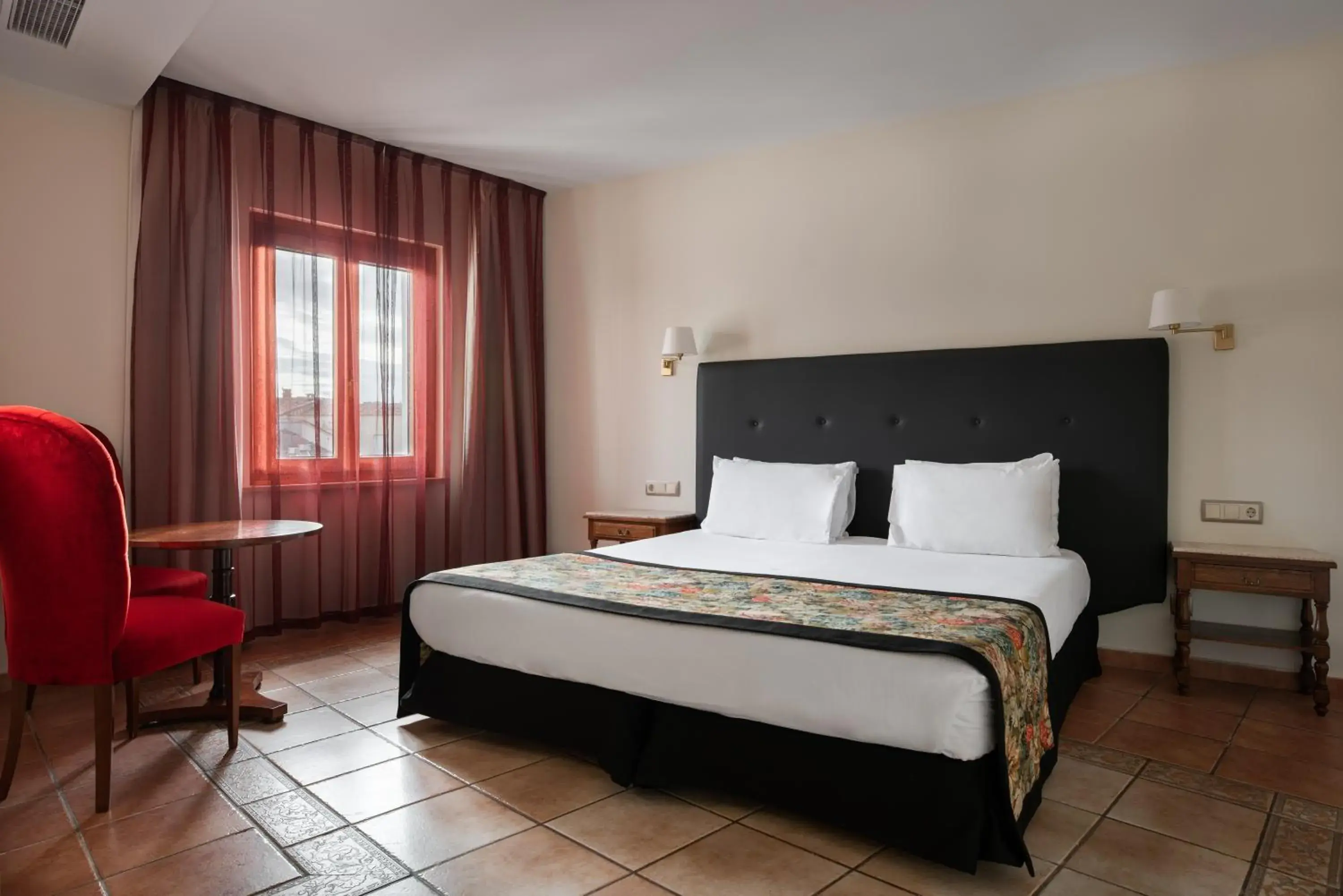 Double Room - 1 o 2 Beds in Exe Alfonso VIII Double Room - 1 o 2 Beds in Exe Alfonso VIII