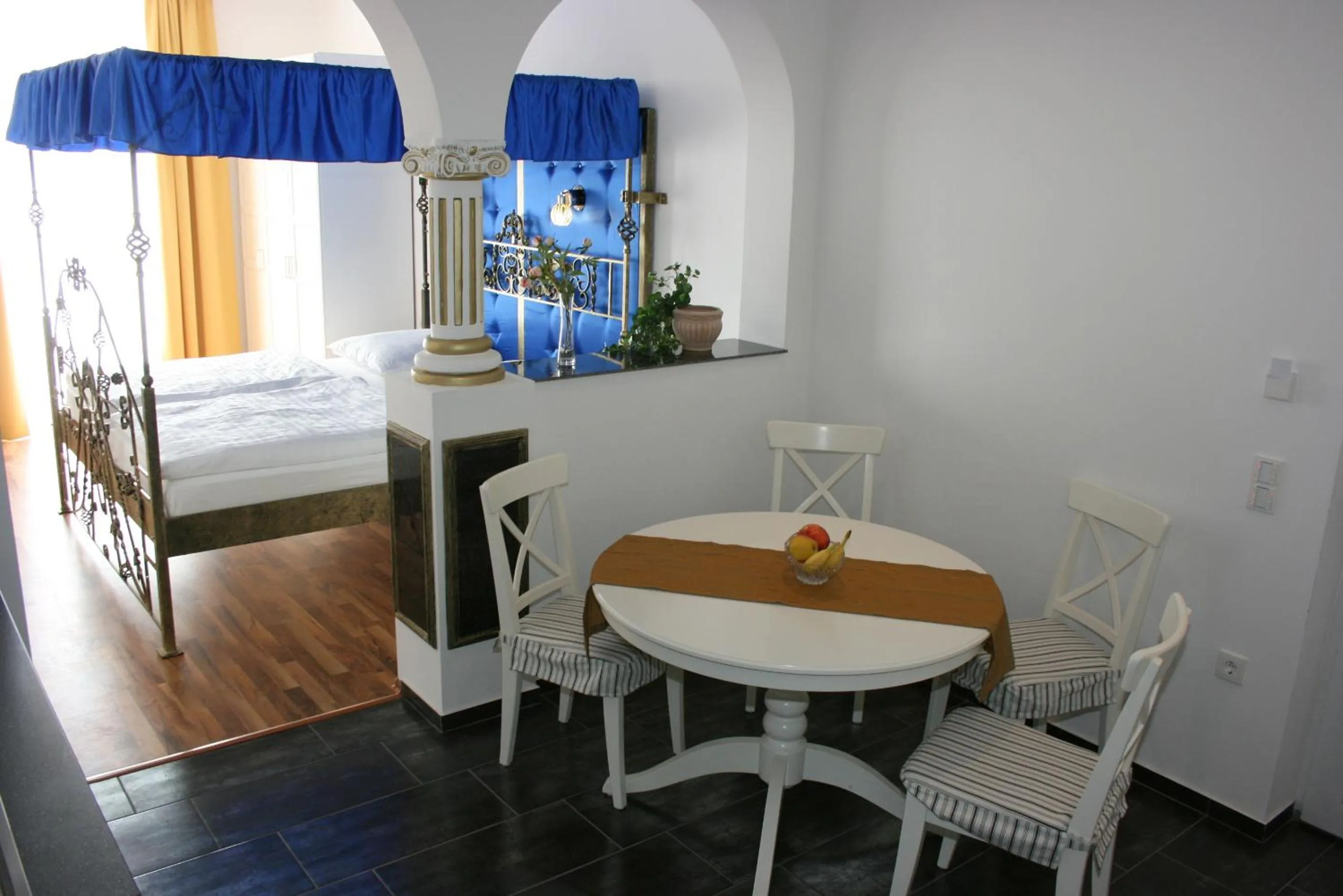 Day, Bed in Hotel Am Donaubogen