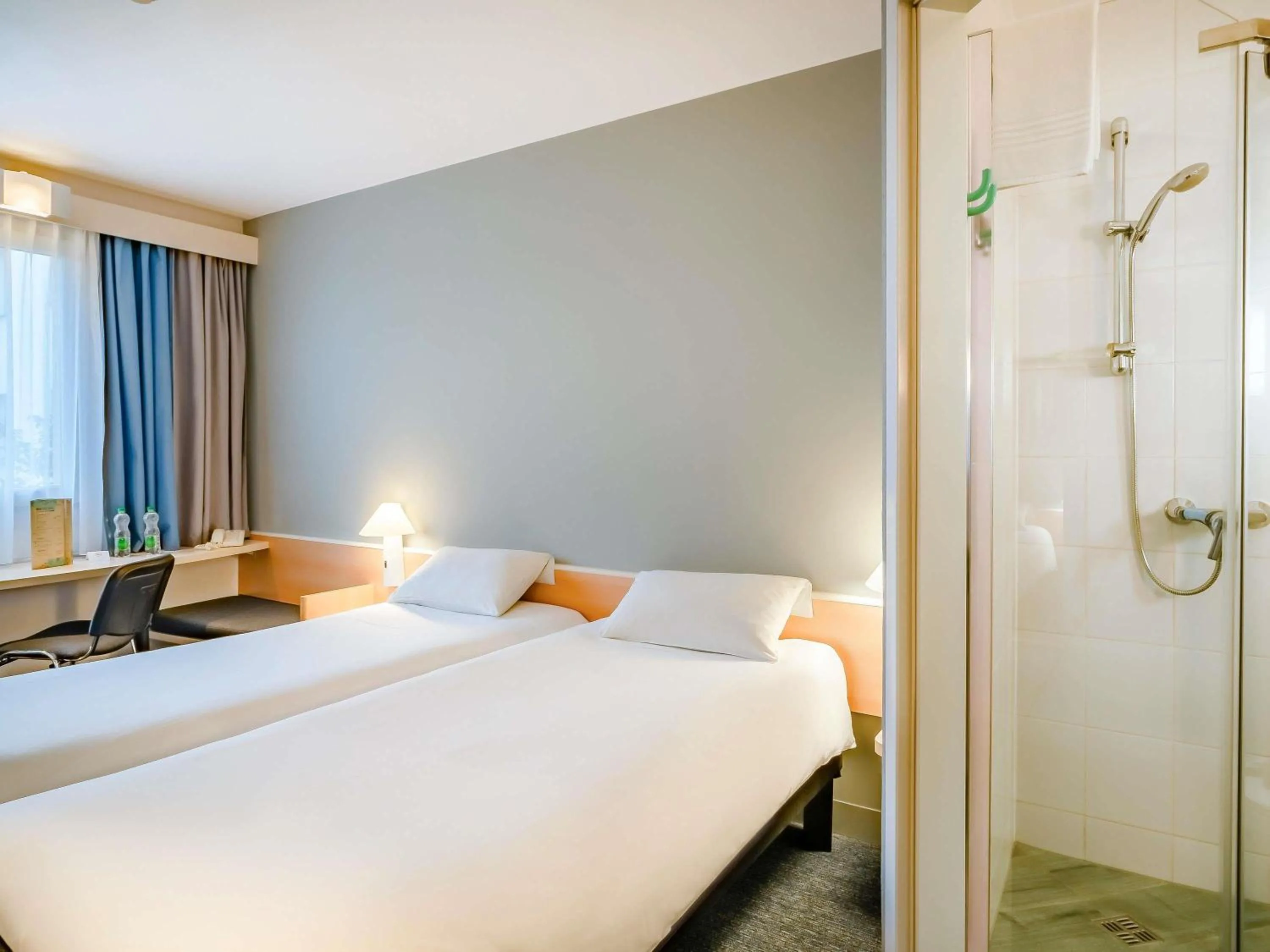 Bedroom, Bed in Ibis Częstochowa