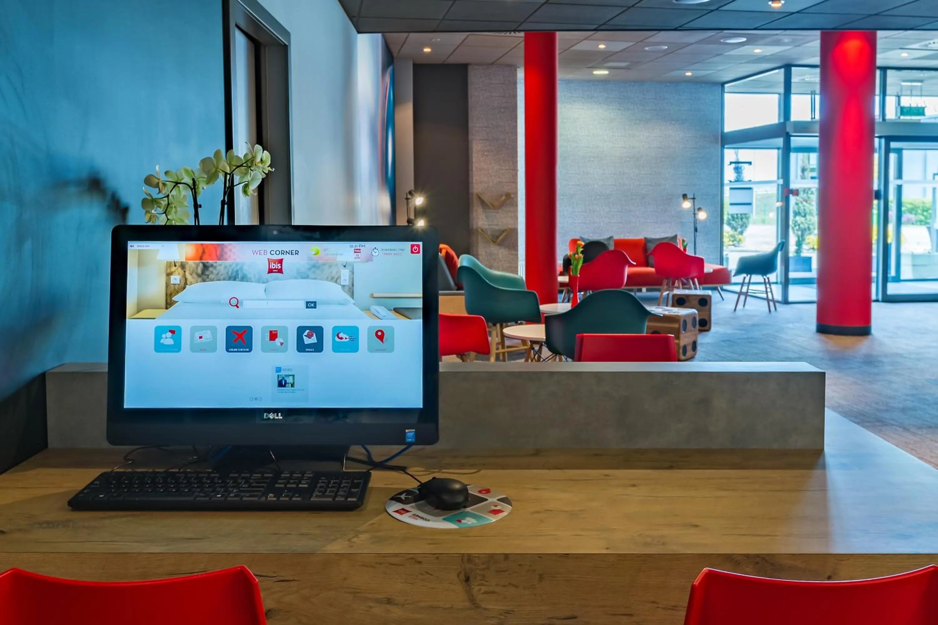 Lobby or reception in Ibis Częstochowa