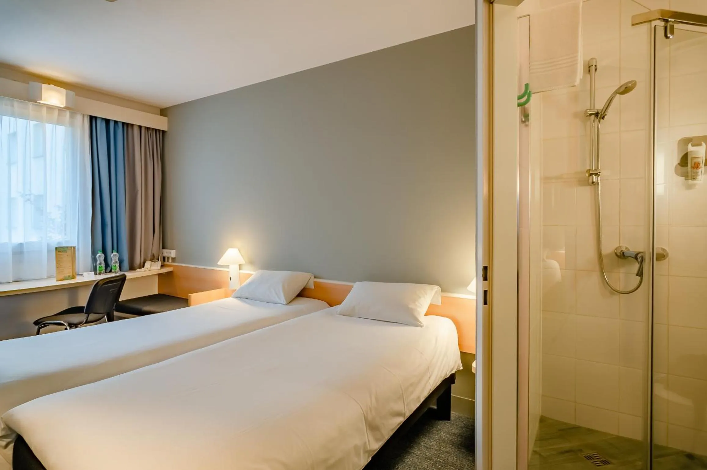 Photo of the whole room, Bed in Ibis Częstochowa