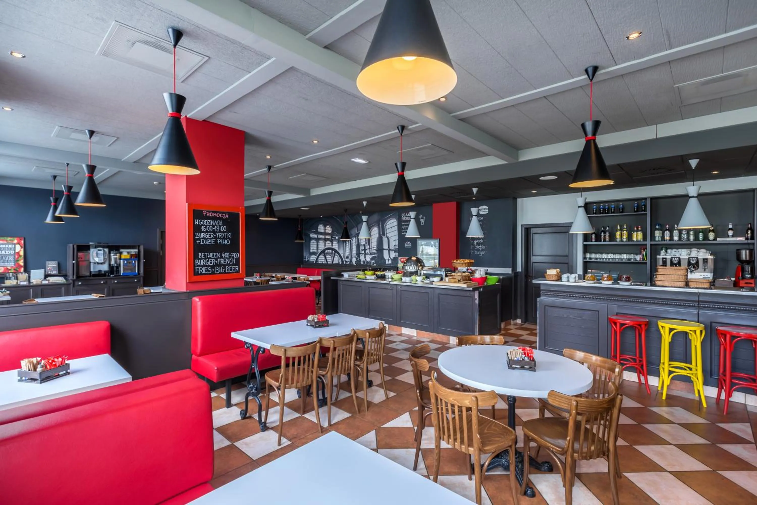 Restaurant/places to eat in Ibis Częstochowa