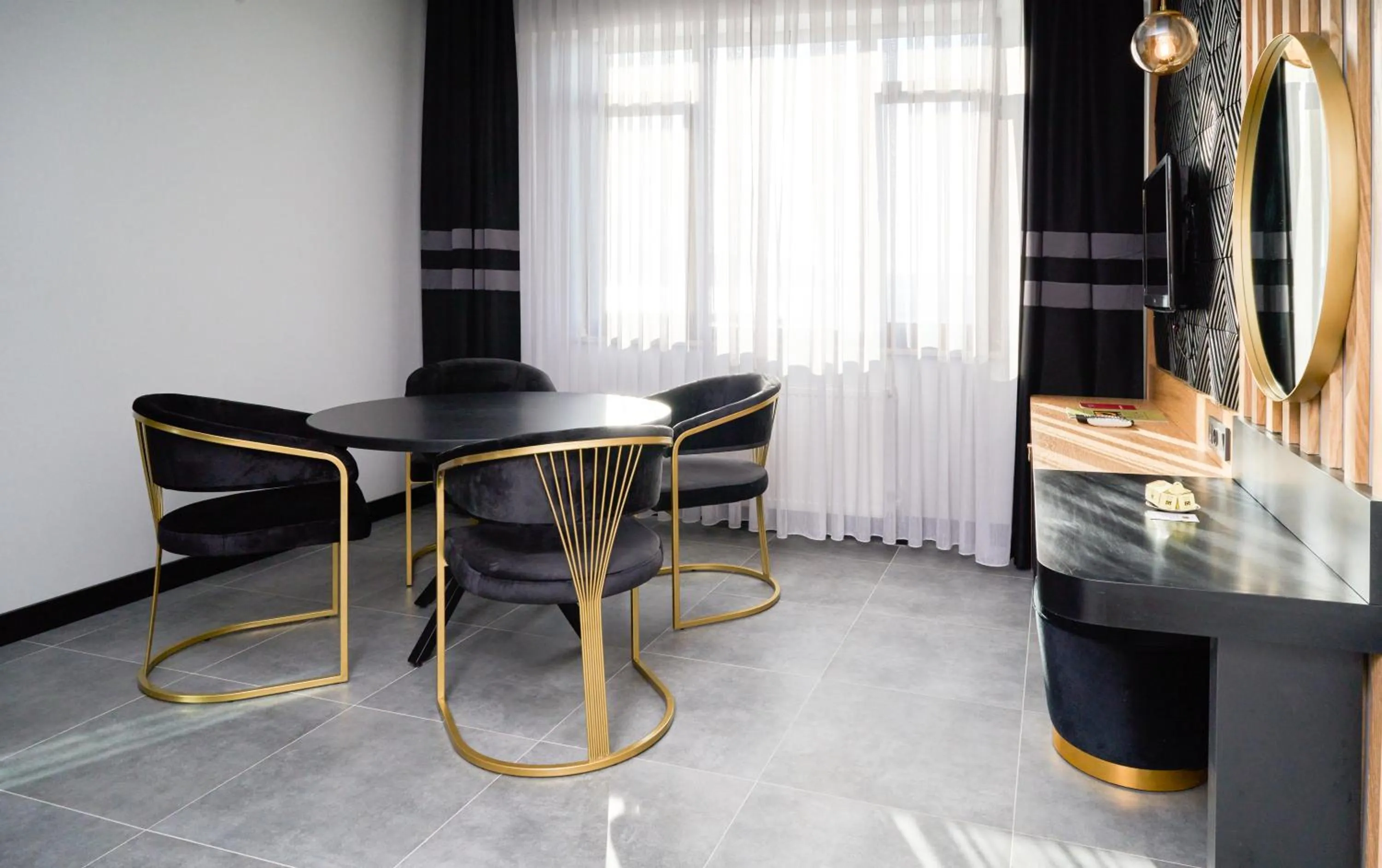 Dining area in Buyuk Truva Hotel