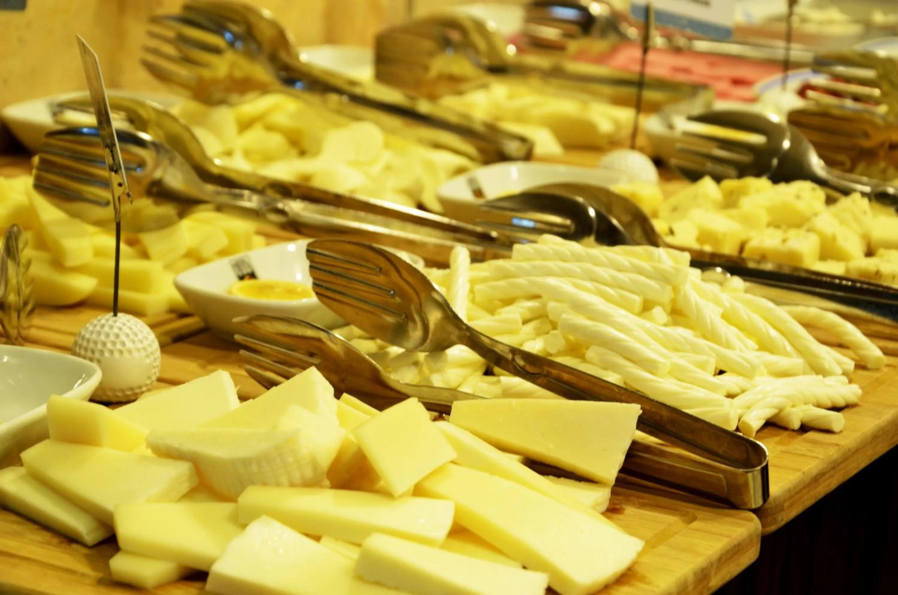 Restaurant/places to eat in Buyuk Truva Hotel