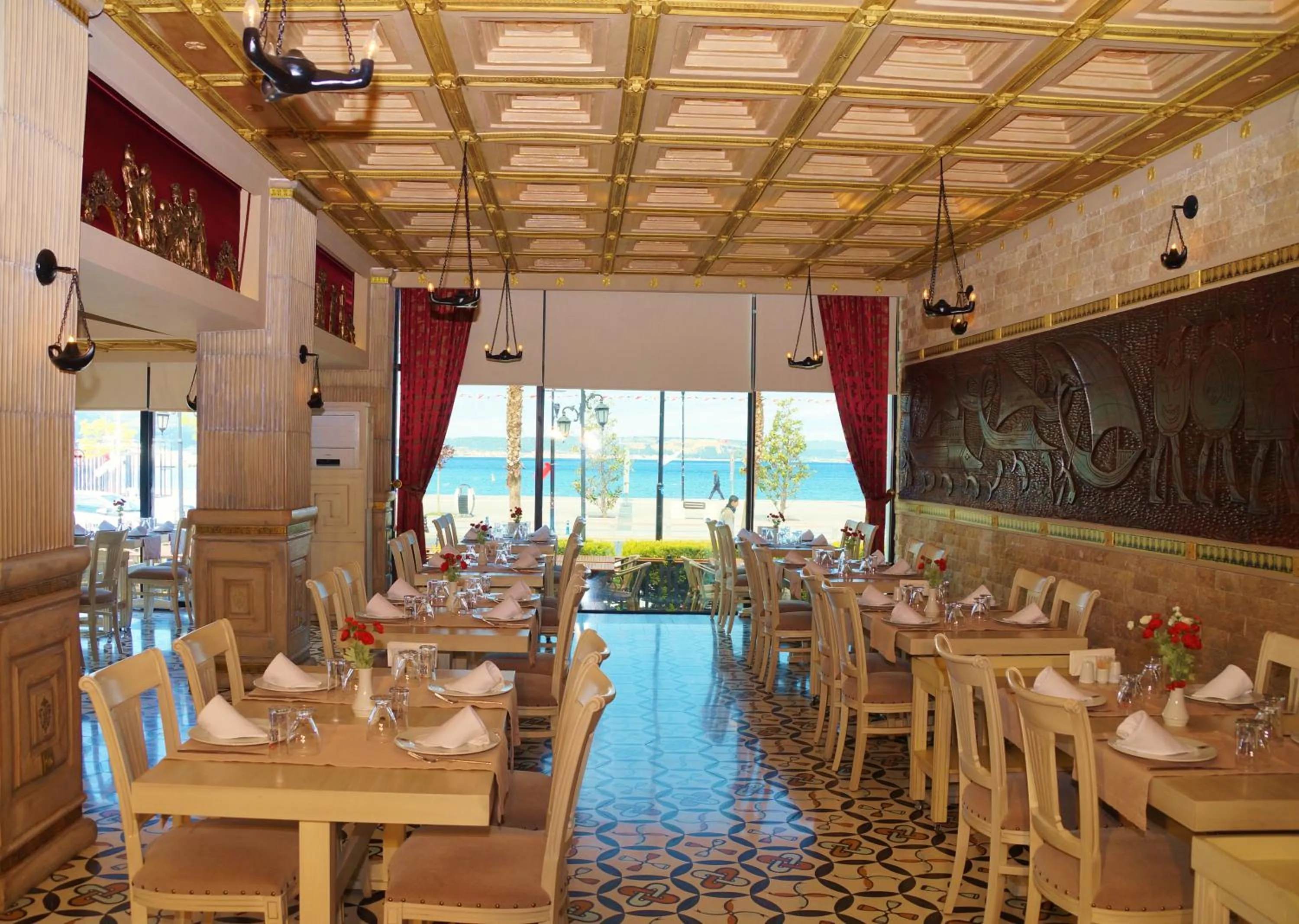 Lounge or bar in Buyuk Truva Hotel