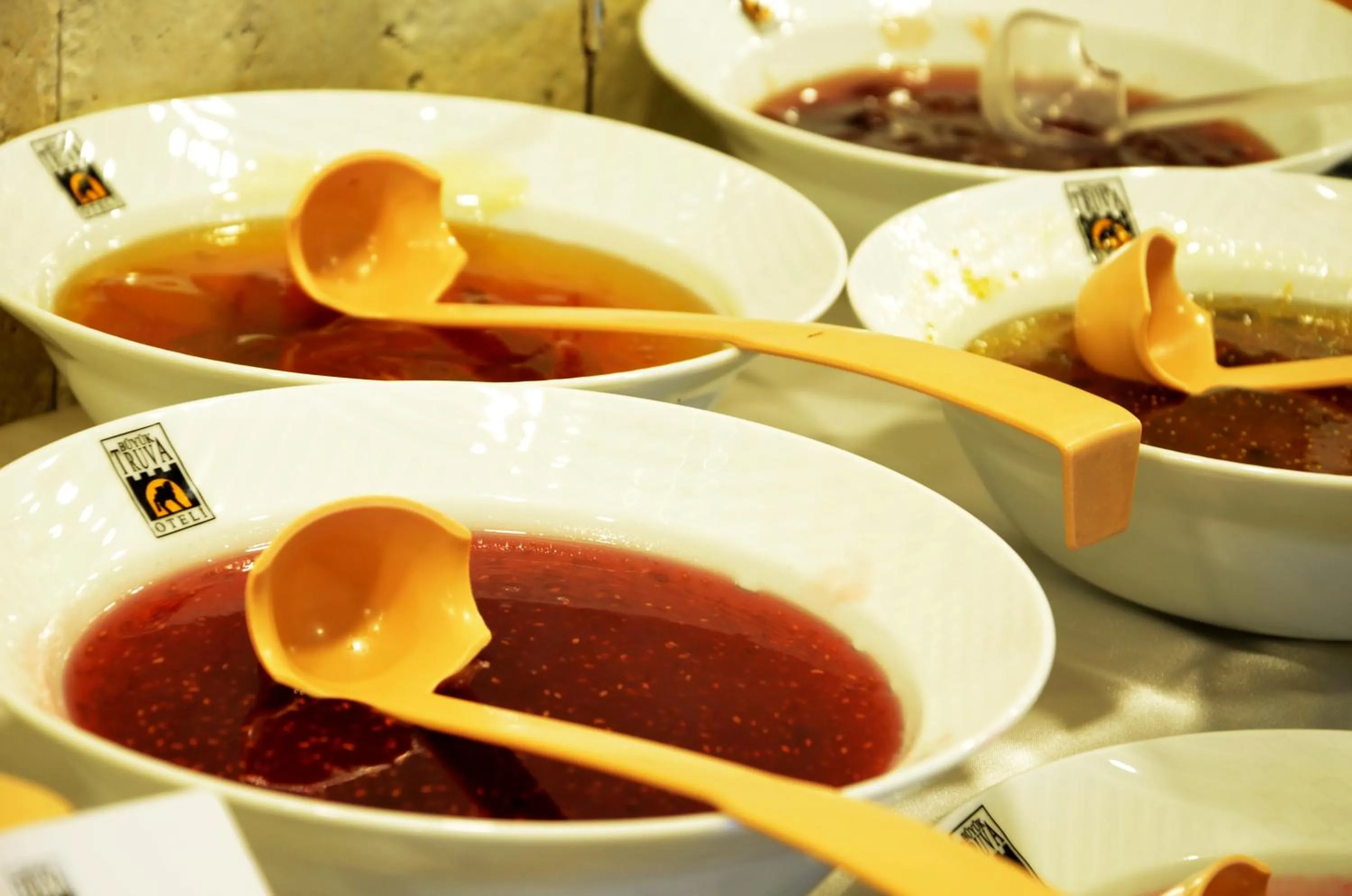 Restaurant/places to eat in Buyuk Truva Hotel