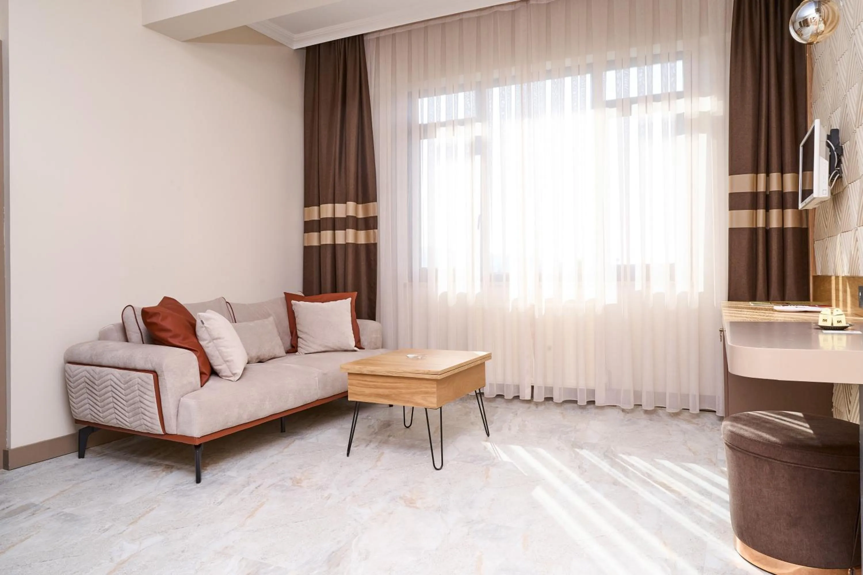 Living room in Buyuk Truva Hotel