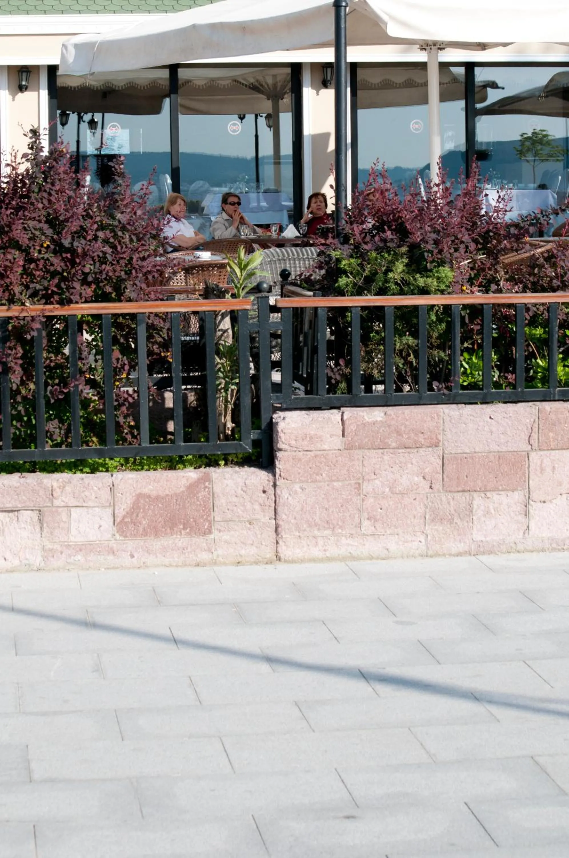 Restaurant/places to eat in Buyuk Truva Hotel