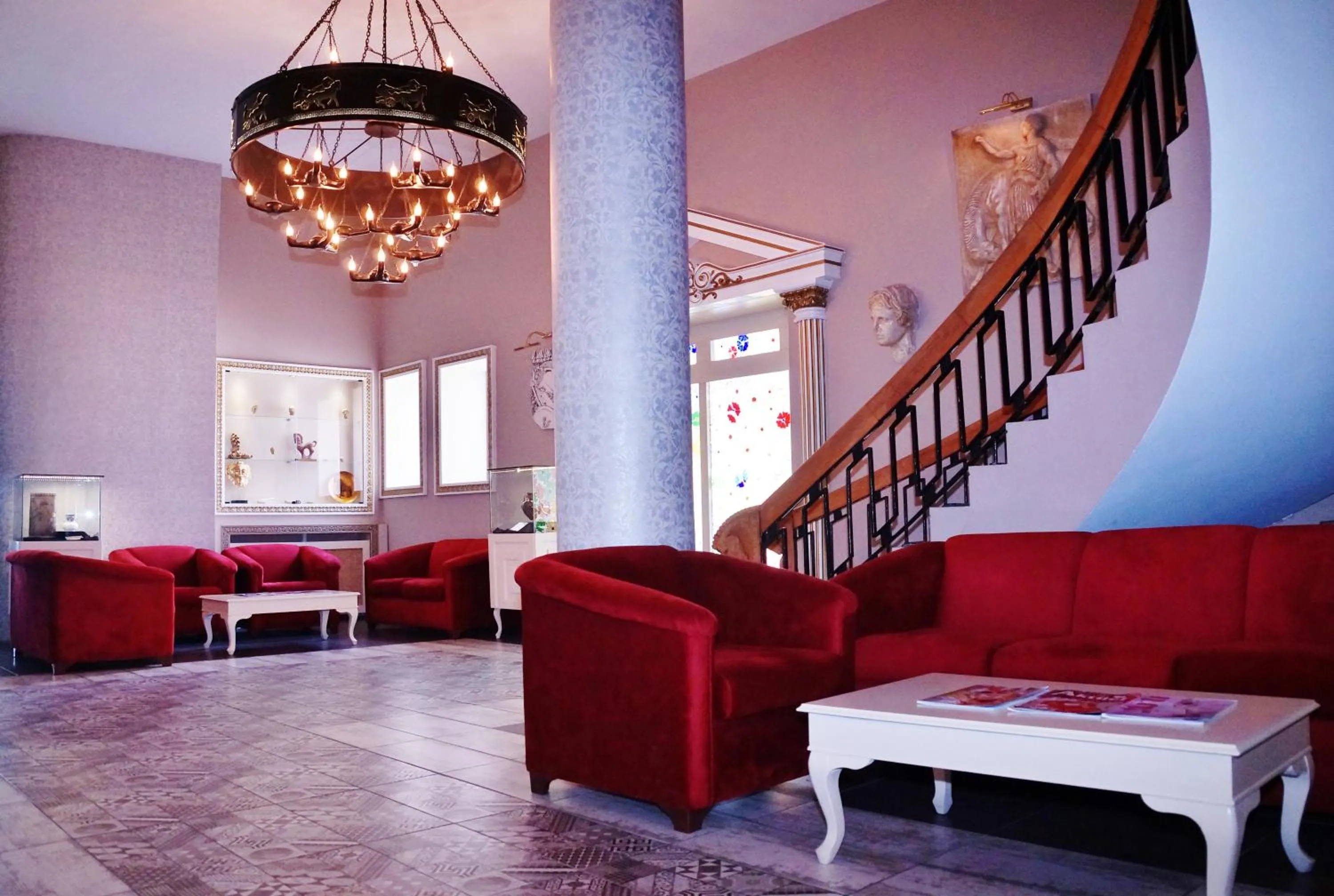 Lobby or reception in Buyuk Truva Hotel