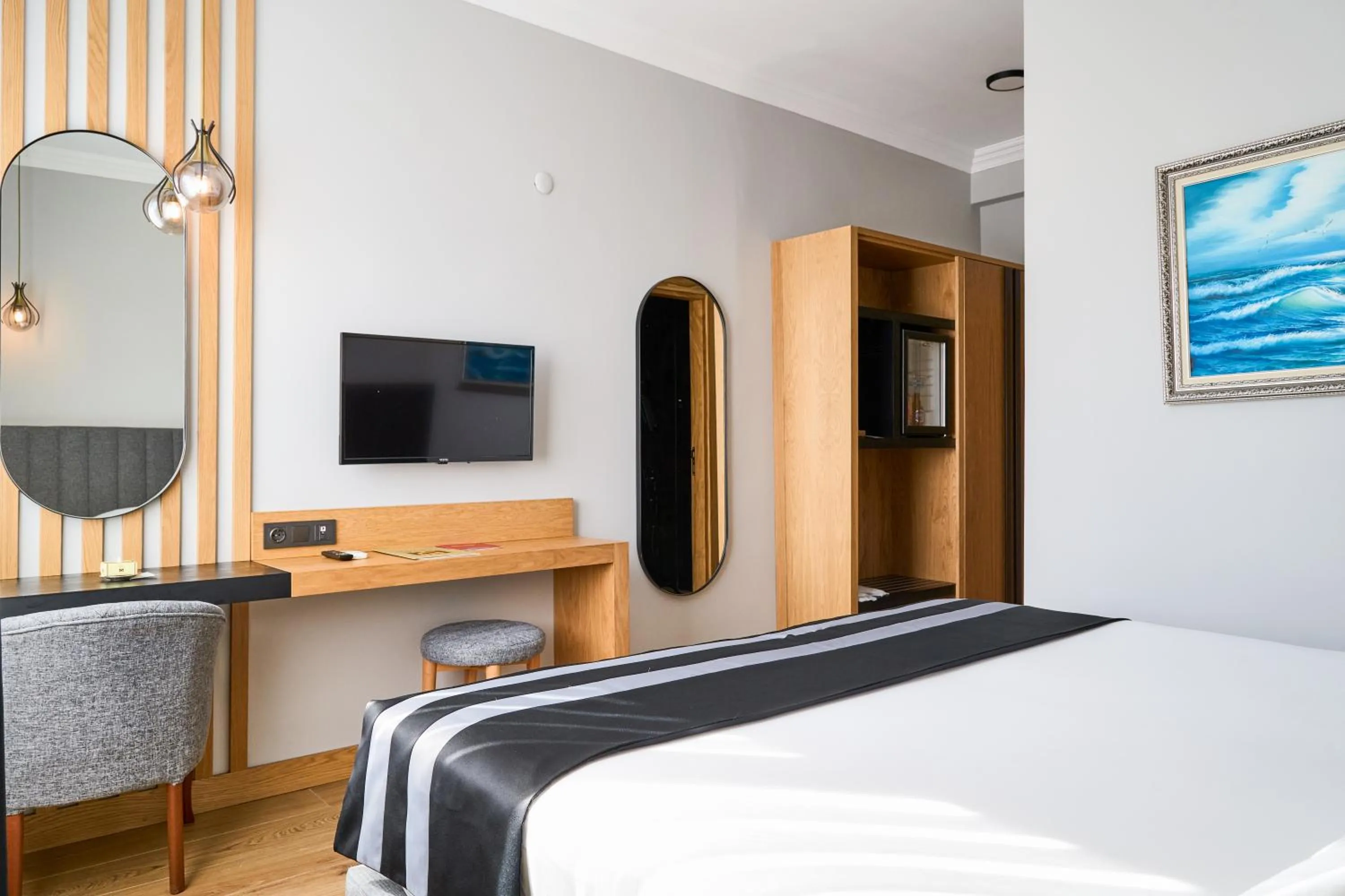 Bed in Buyuk Truva Hotel