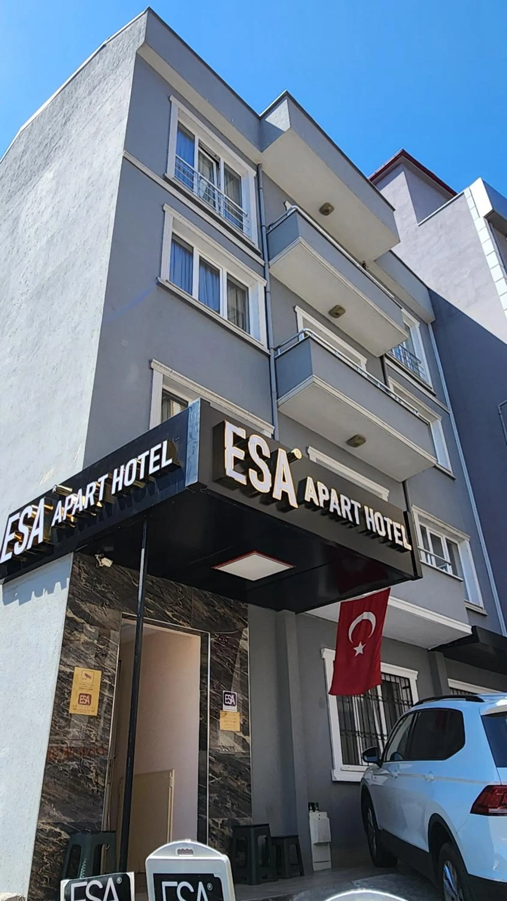 Property building in Esa Apart Hotel