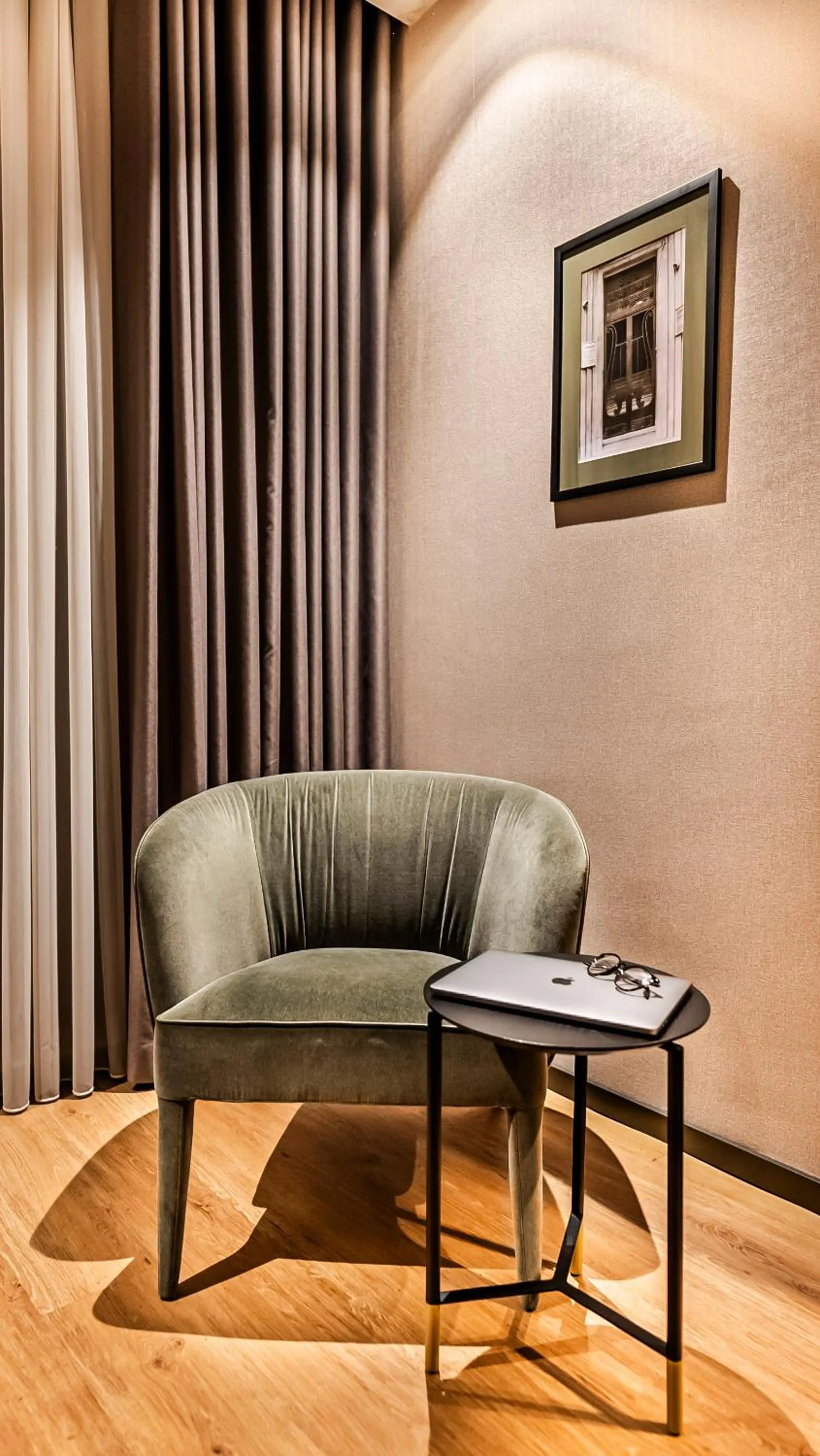 Seating area in Lamartine Hotel