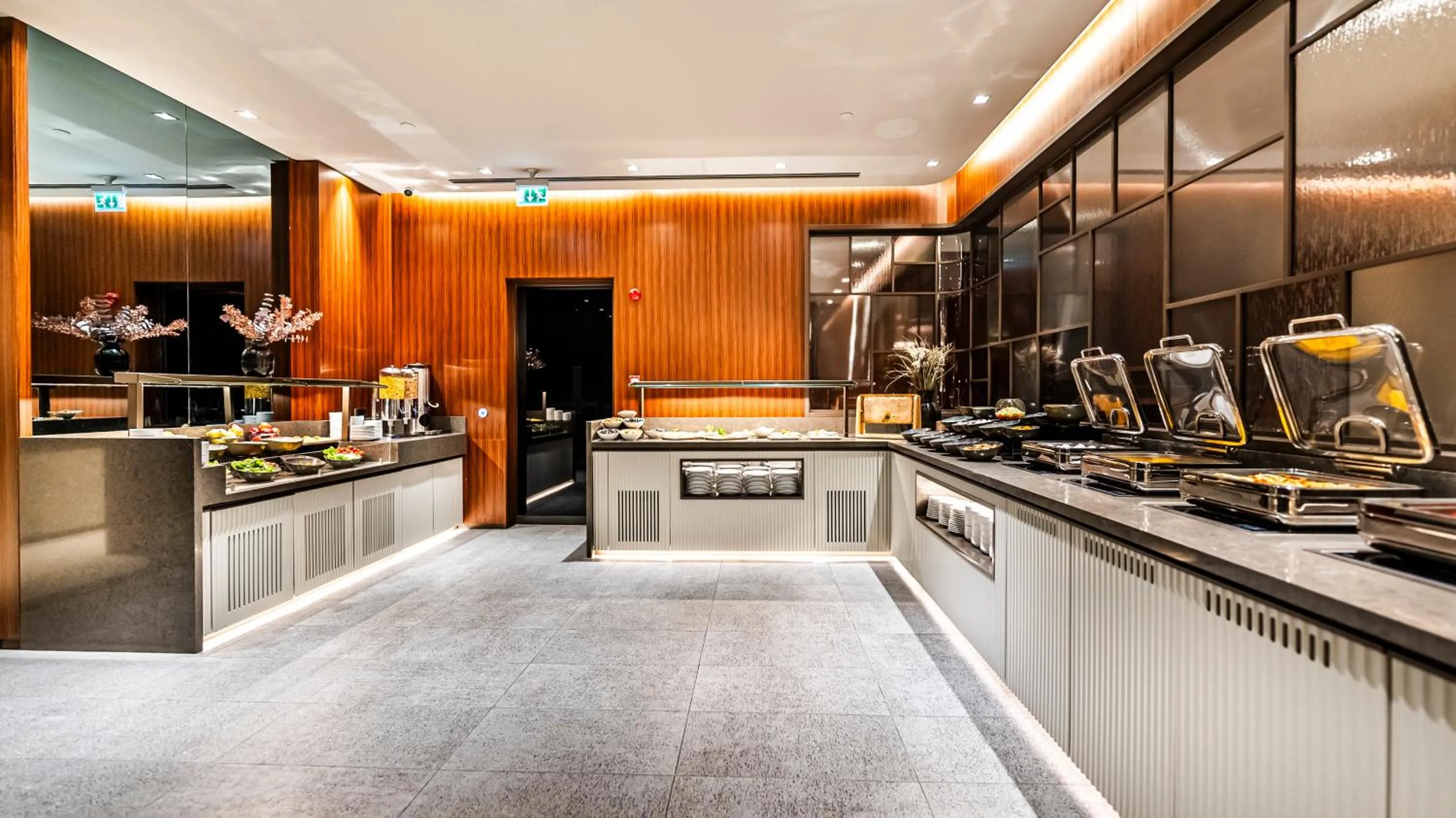 Buffet breakfast in Lamartine Hotel