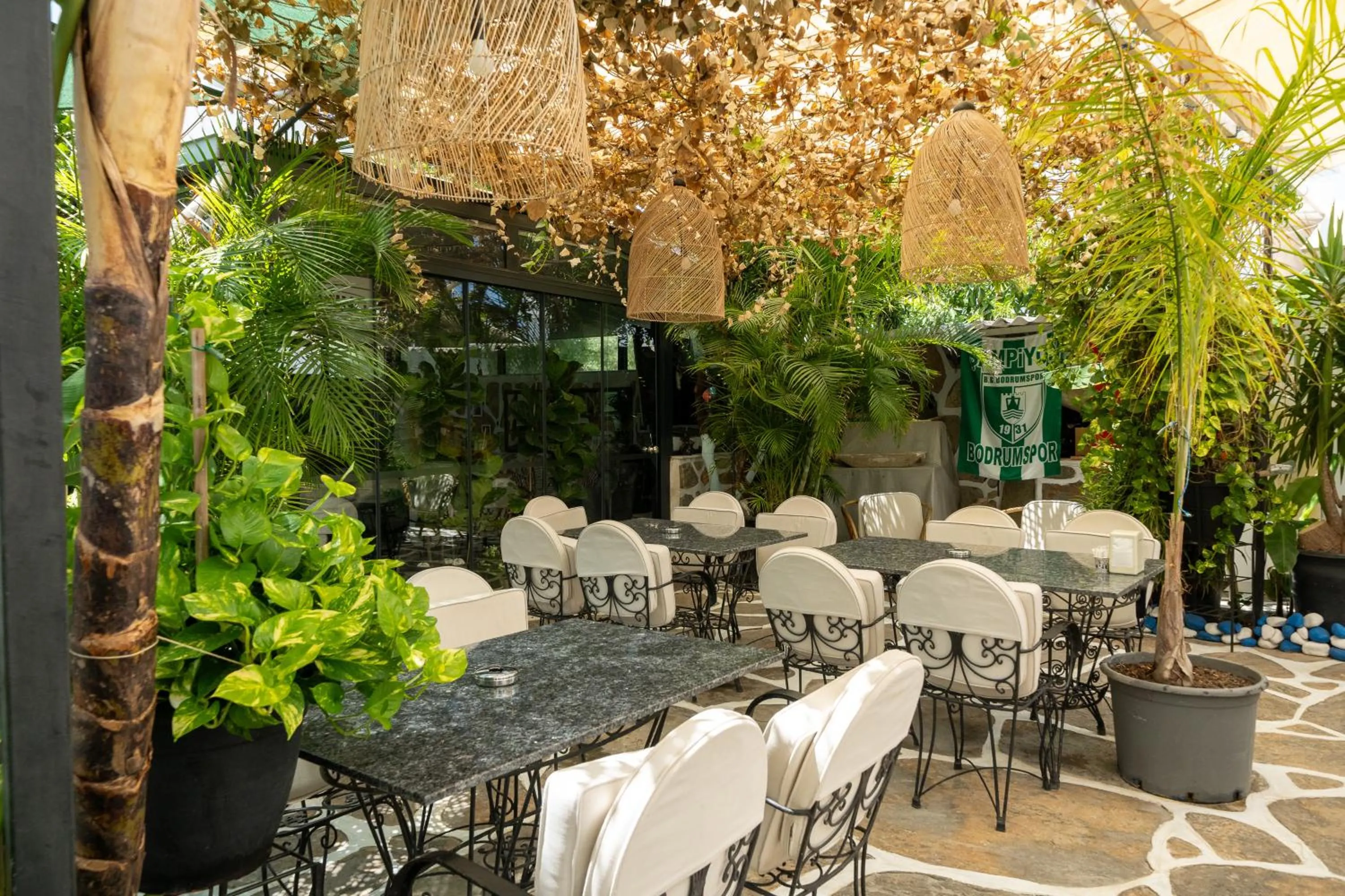 Garden in Artunc Hotel Bodrum