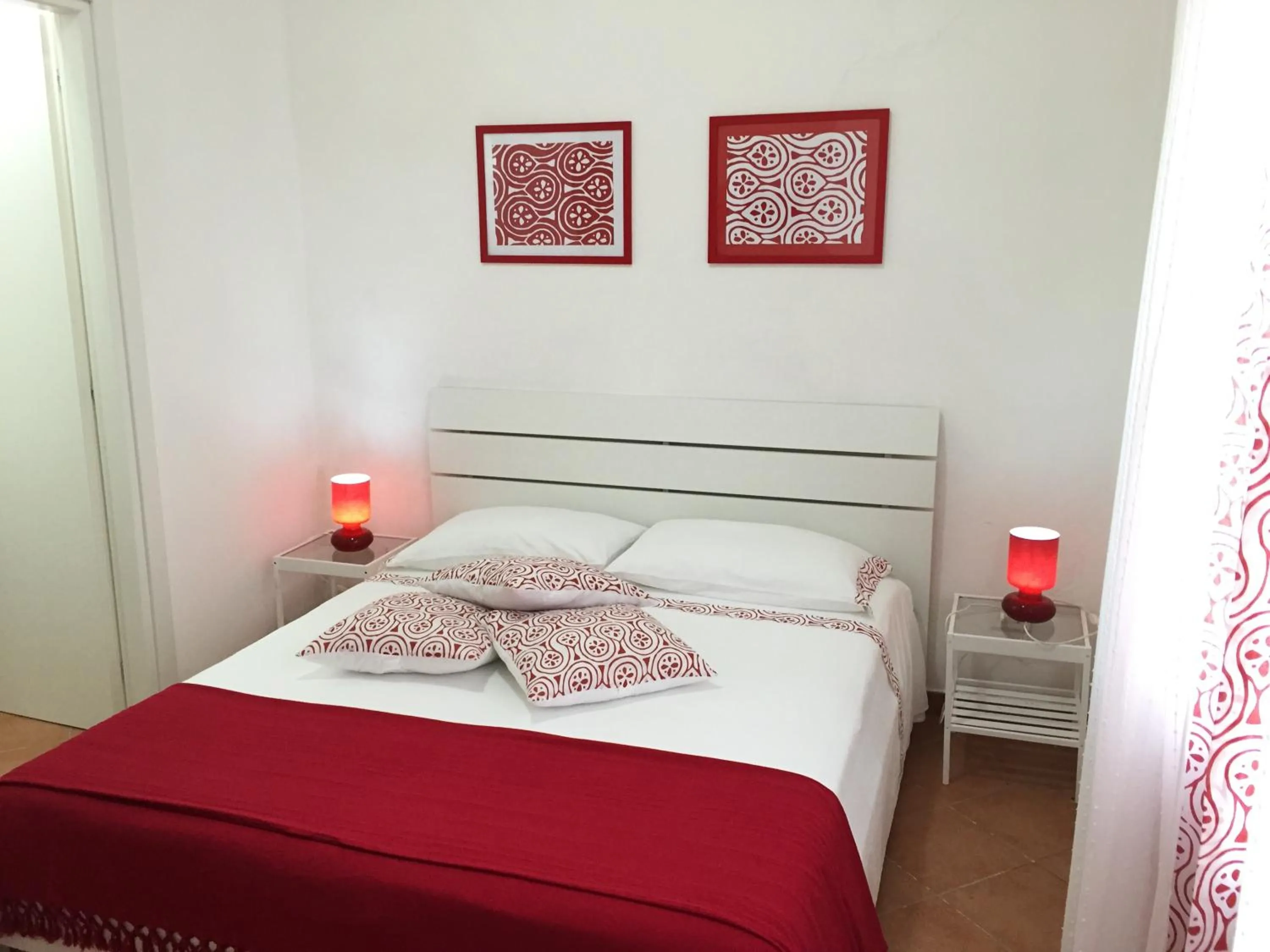 Bedroom, Bed in Villa Cenzina