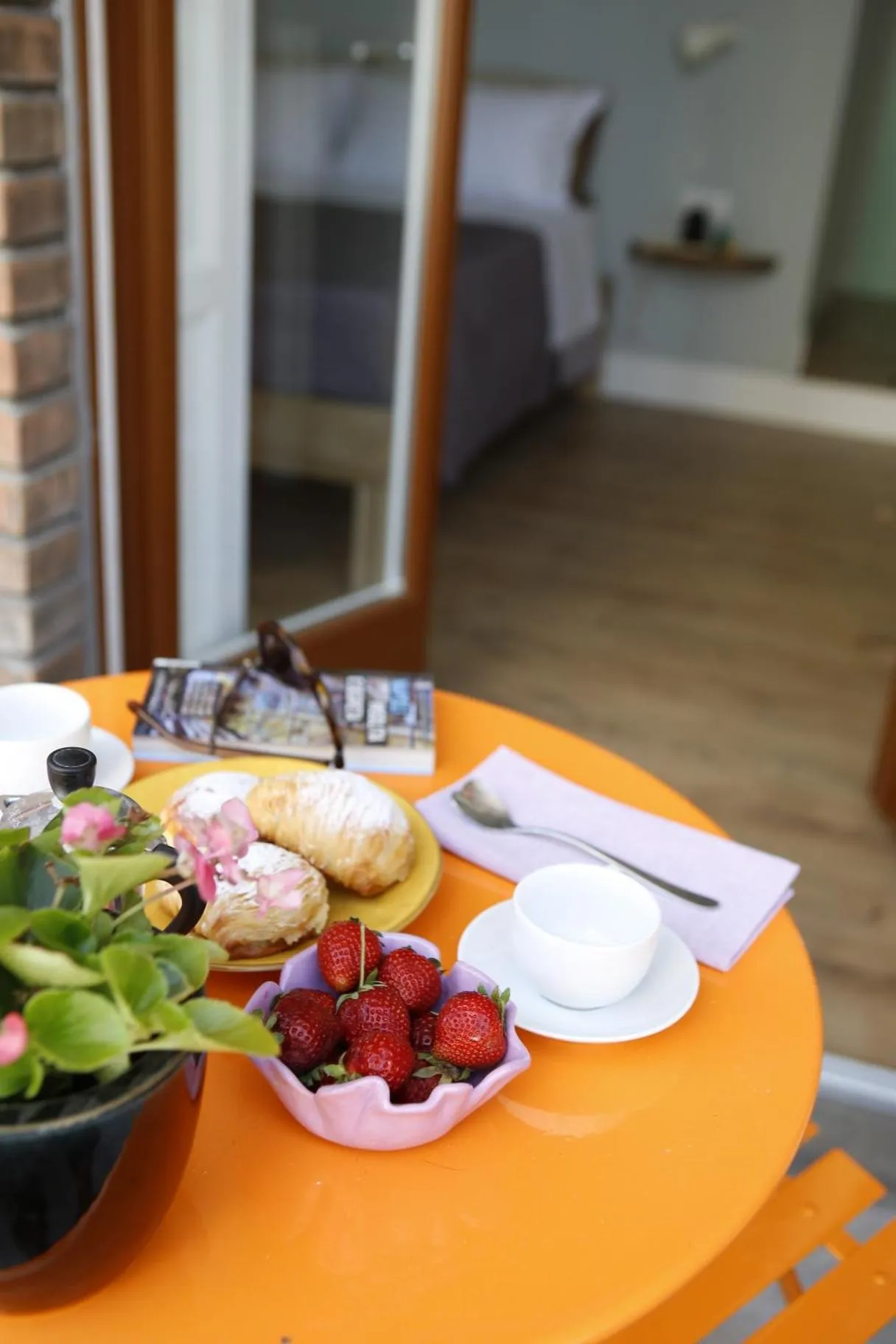 Breakfast in Napoli Bonita b&b