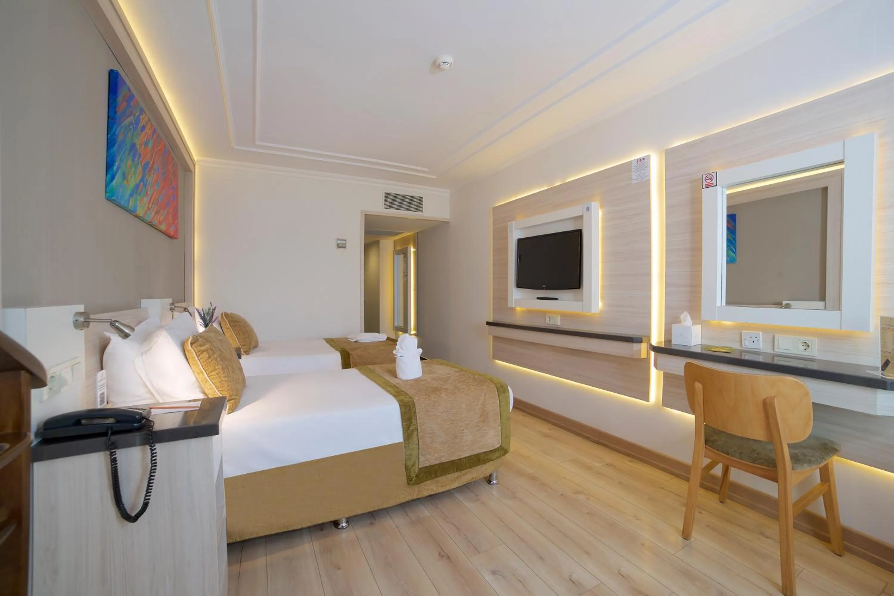 Photo of the whole room, Bed in Hotel Bulvar Palas