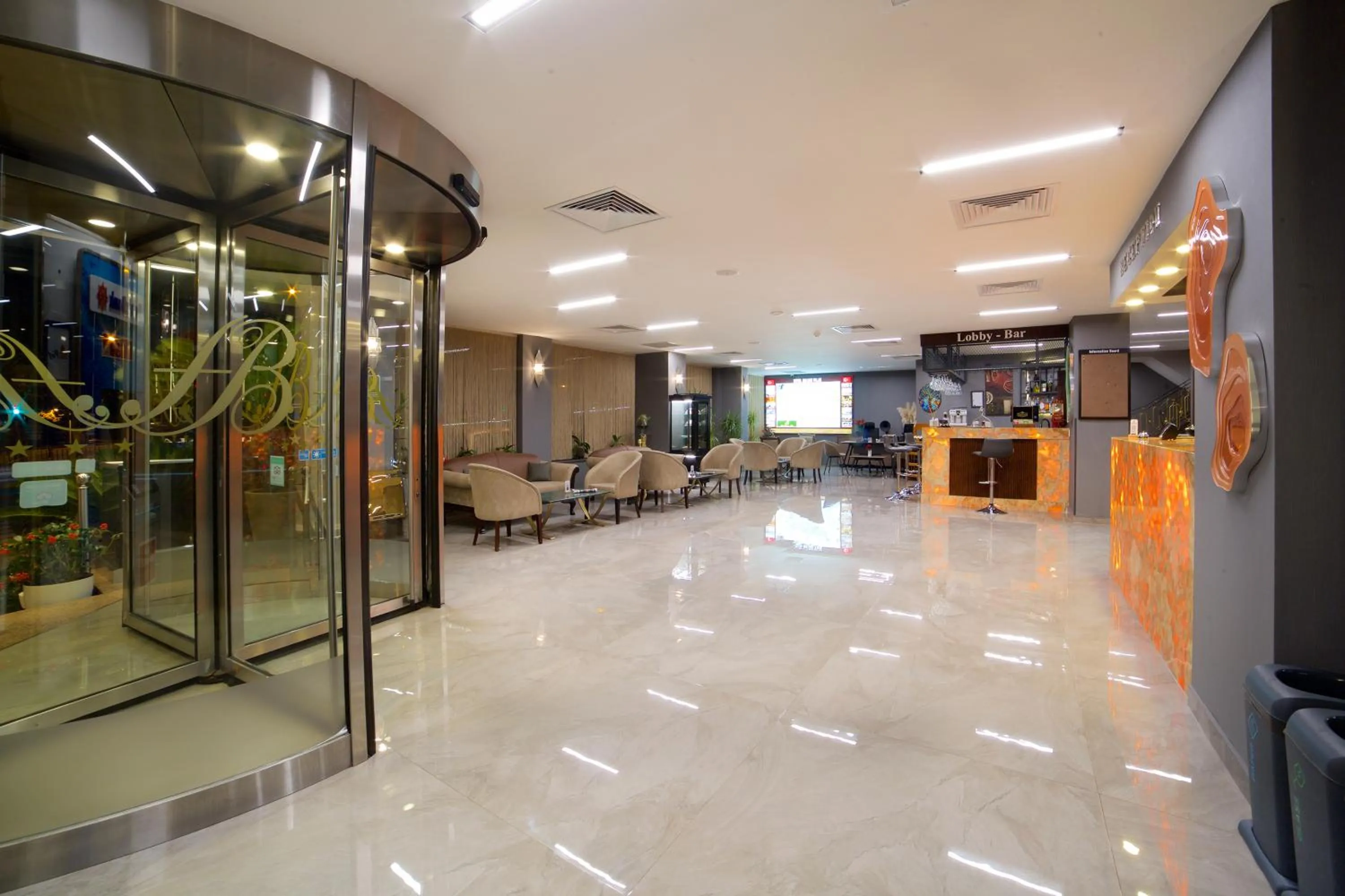 Lobby or reception in Hotel Bulvar Palas