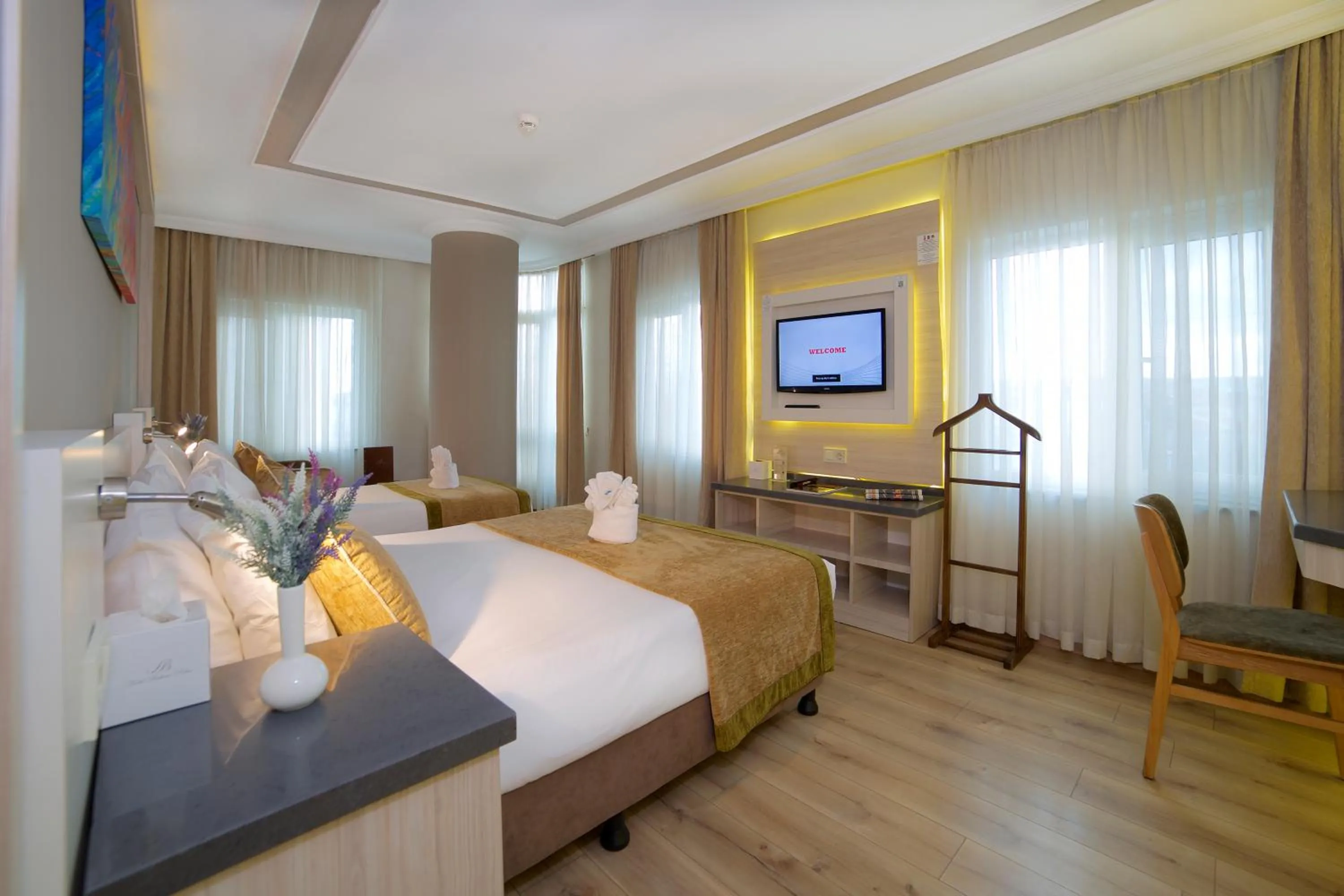 Photo of the whole room, Bed in Hotel Bulvar Palas