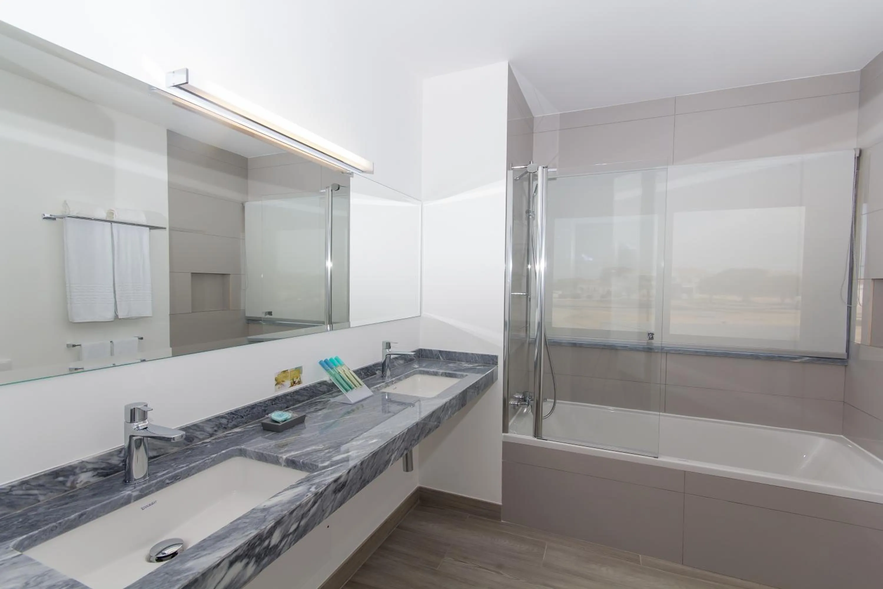 Shower in Mareta Beach House - Boutique Residence