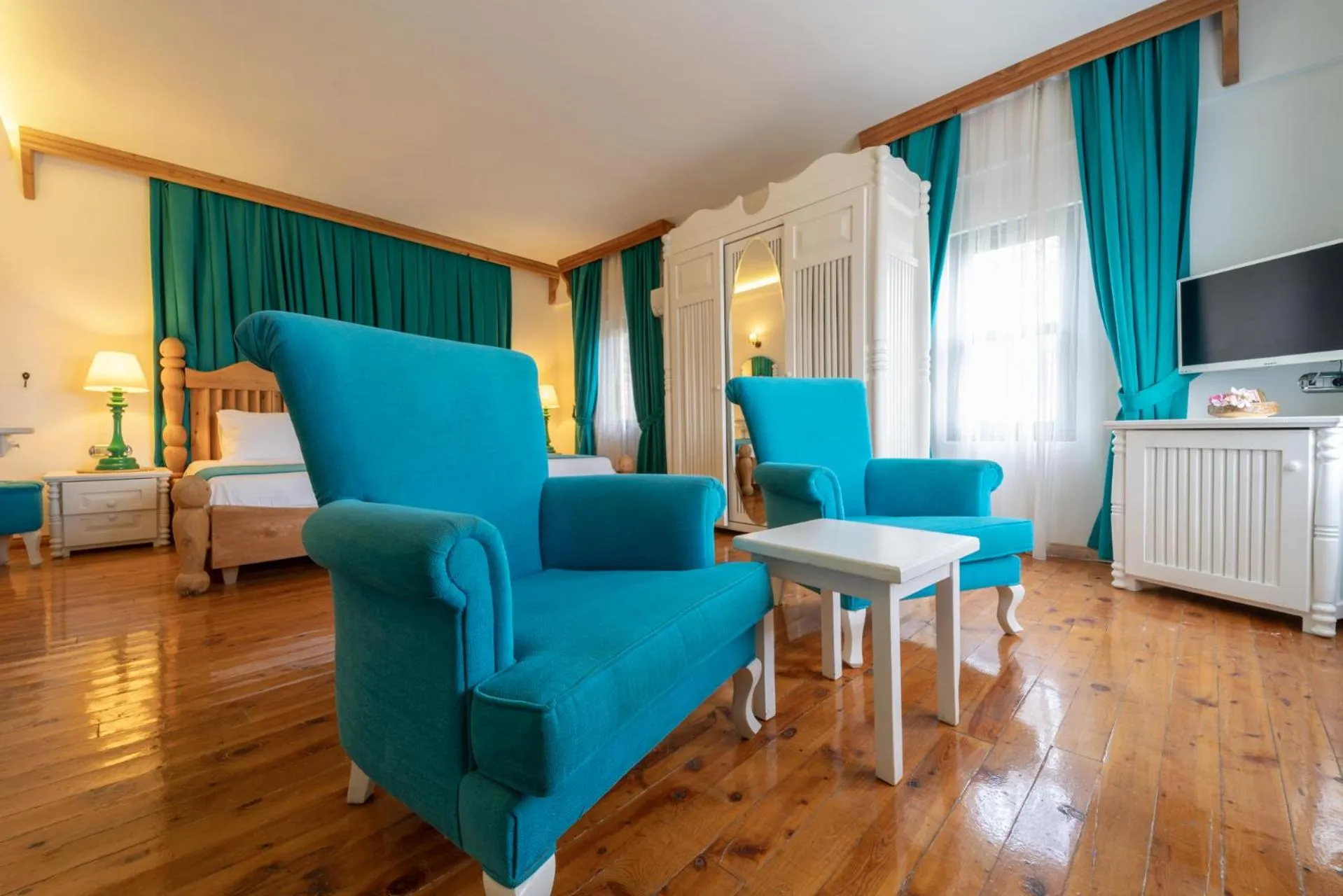 TV and multimedia in Elixir Hotel