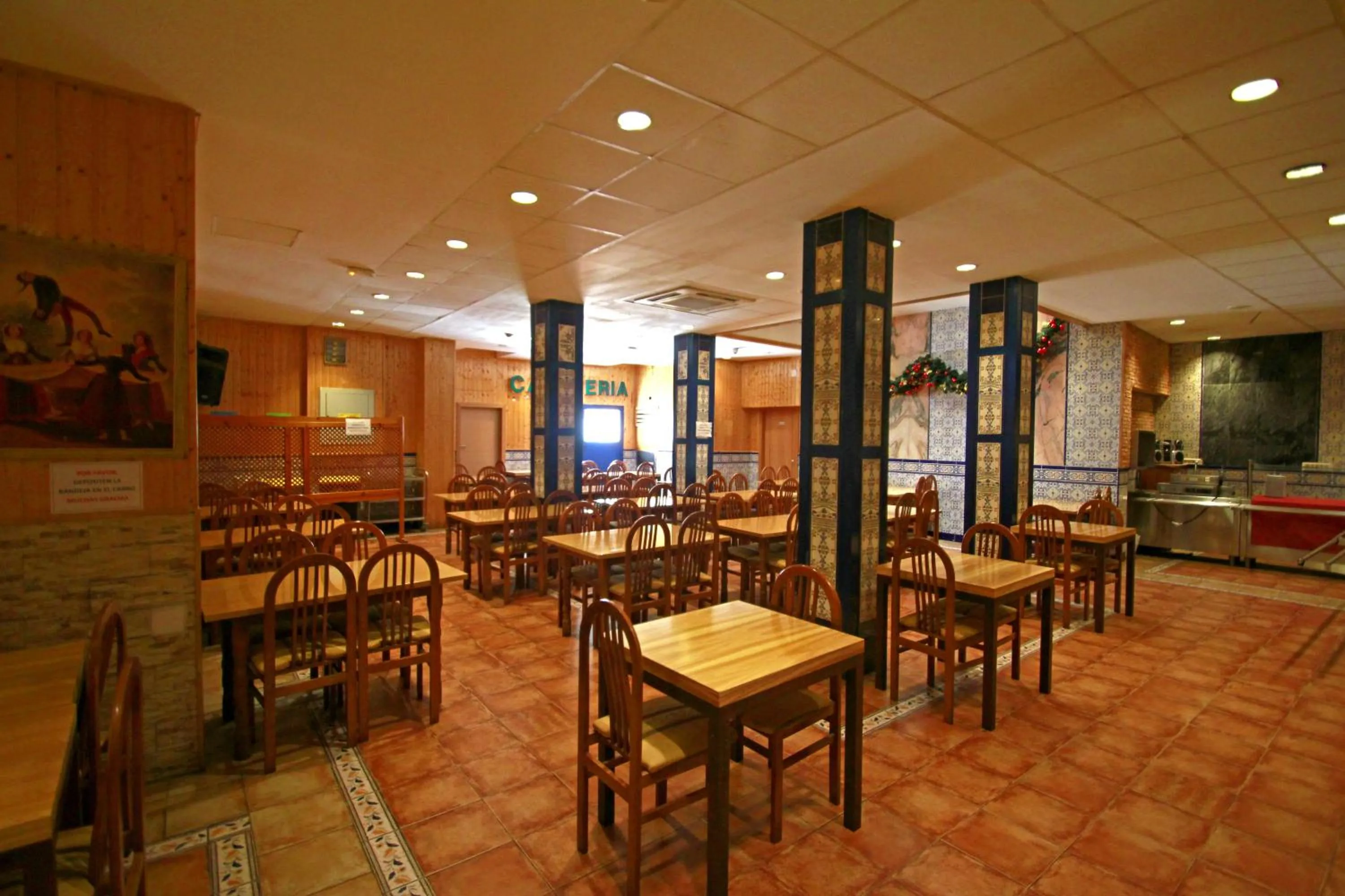 Restaurant/places to eat in Hotel Paris Centro