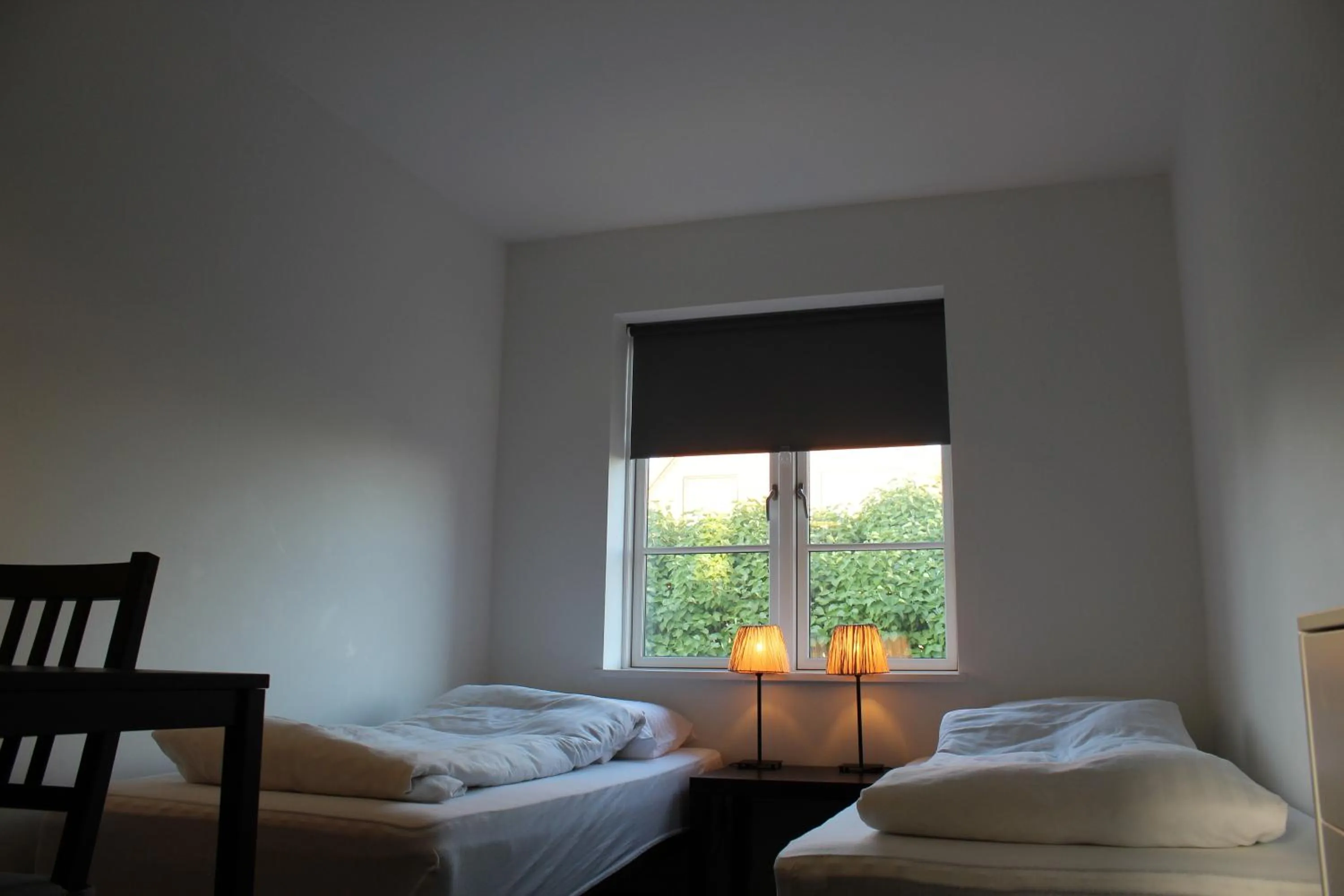 Bed in Close But Quiet