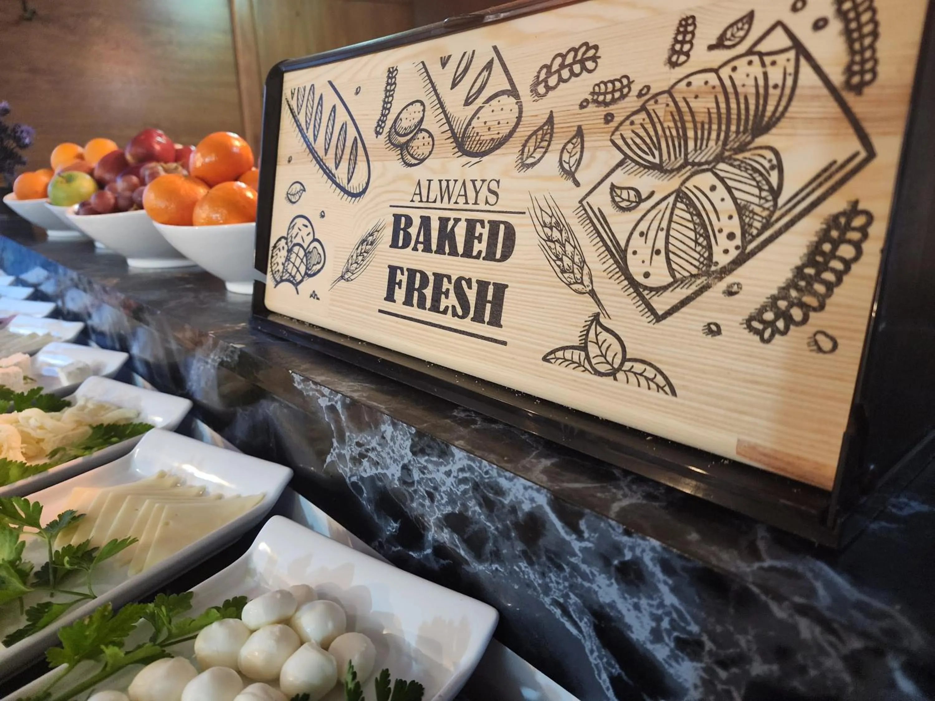 Food and drinks in Oceans 7 Hotel