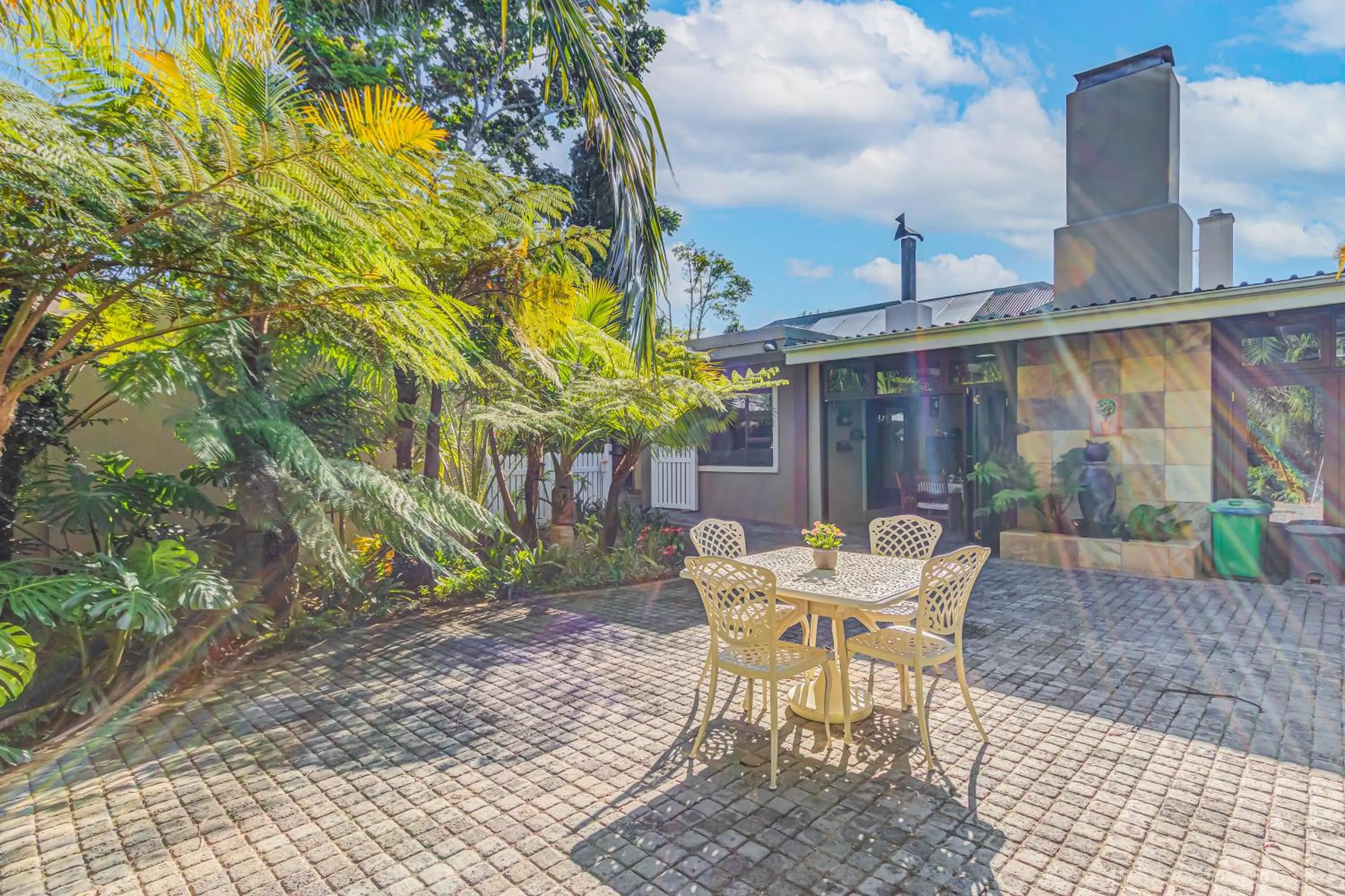 Garden in Caledon 23 Guest House