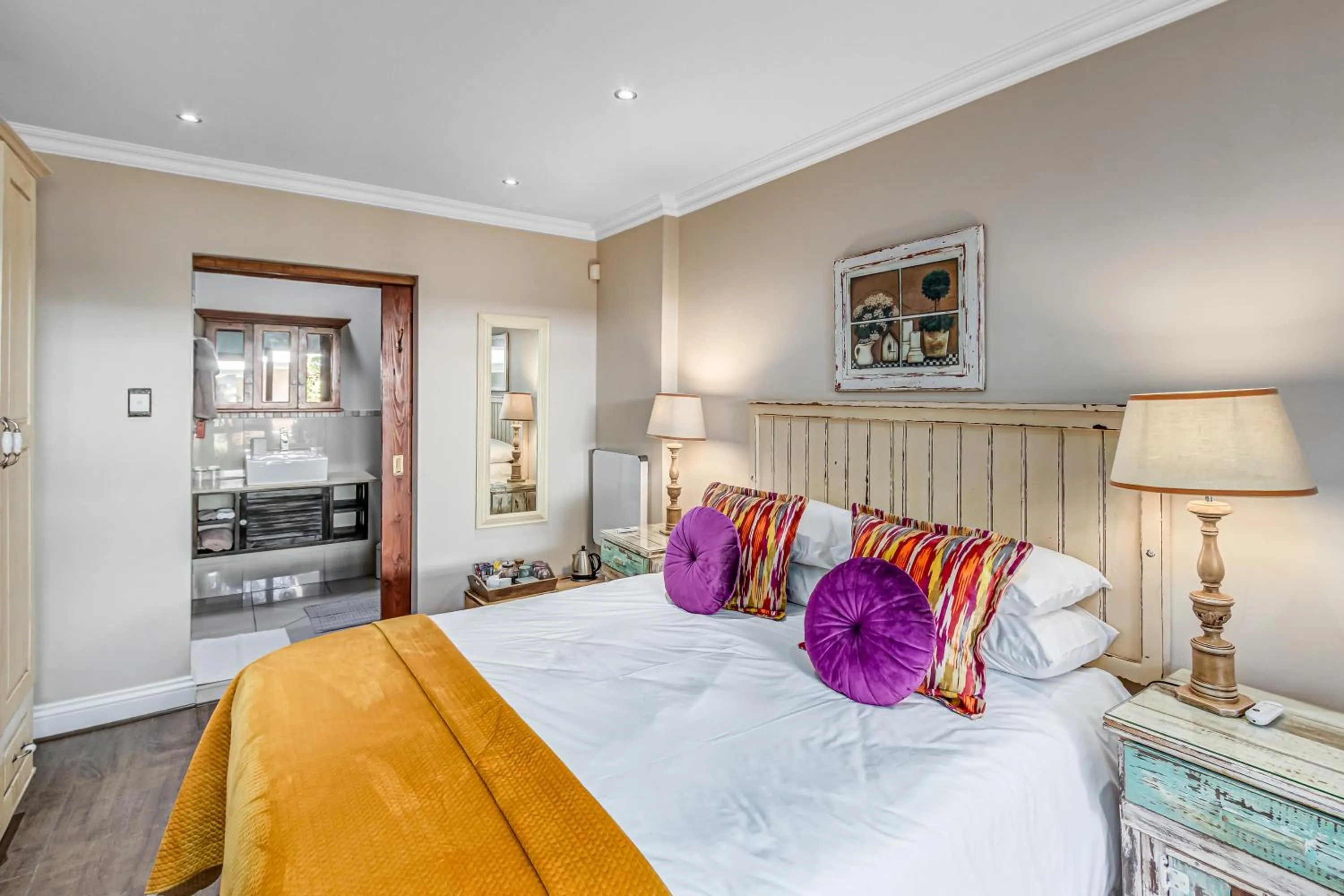 Bedroom, Bed in Caledon 23 Guest House