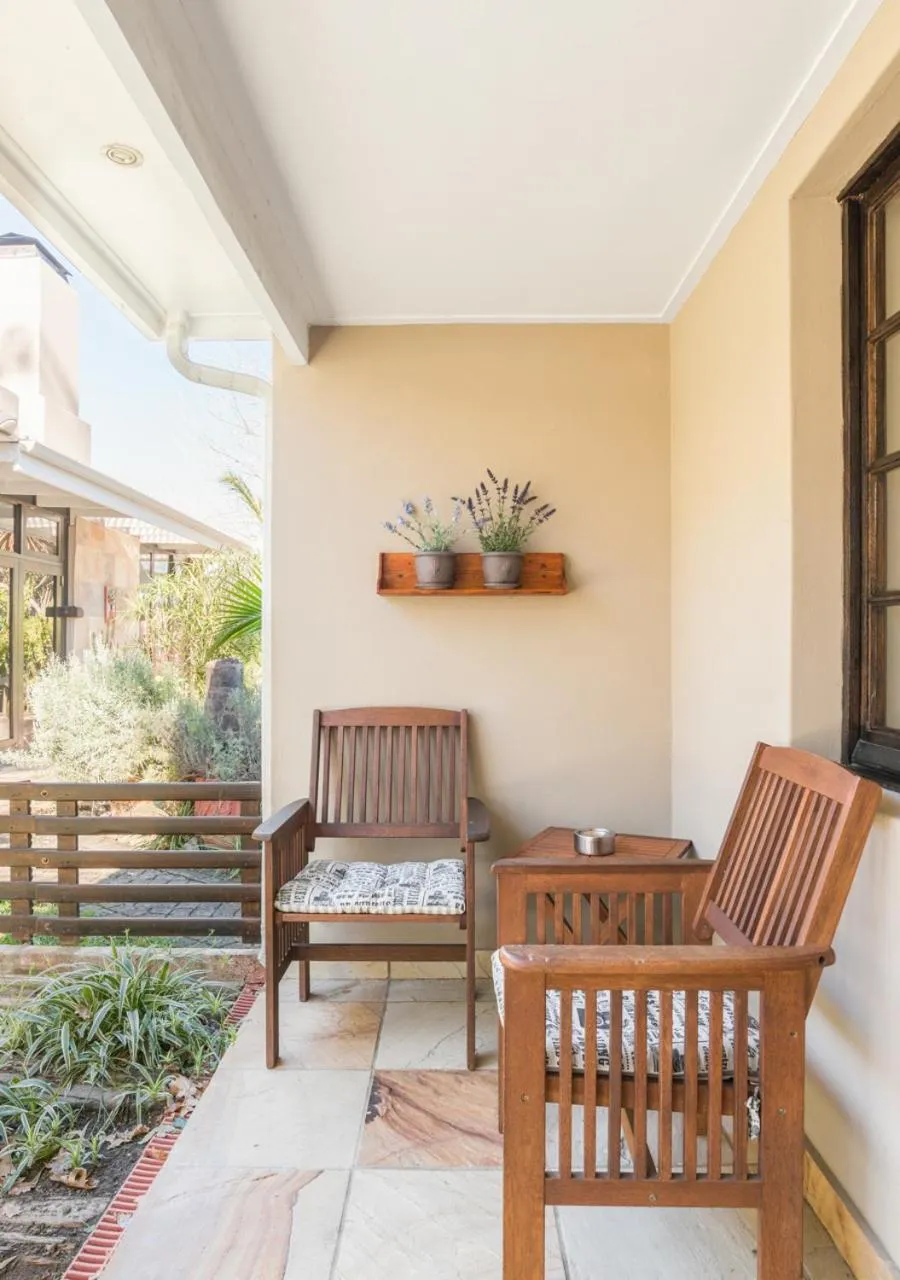 Living room in Caledon 23 Guest House
