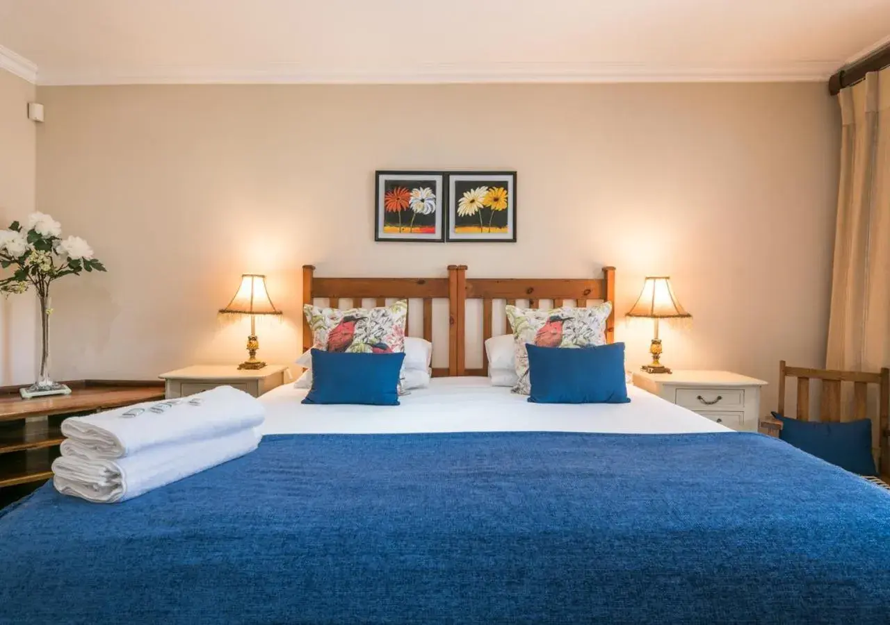 Deluxe King Suite - single occupancy in Caledon 23 Guest House Deluxe King Suite - single occupancy in Caledon 23 Guest House