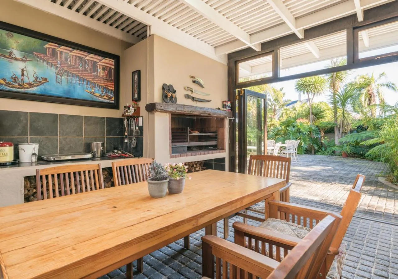 Property building in Caledon 23 Guest House