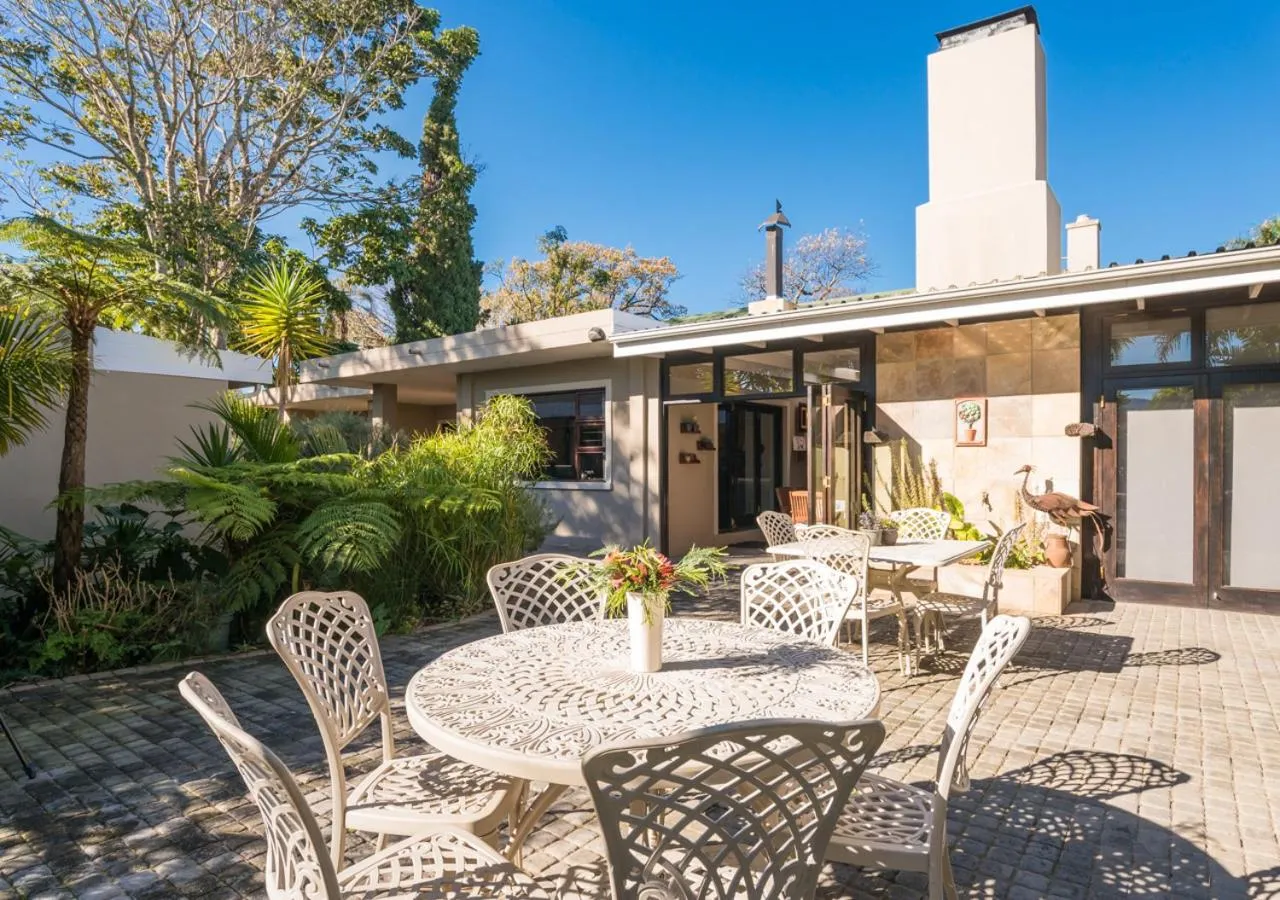 Property building in Caledon 23 Guest House