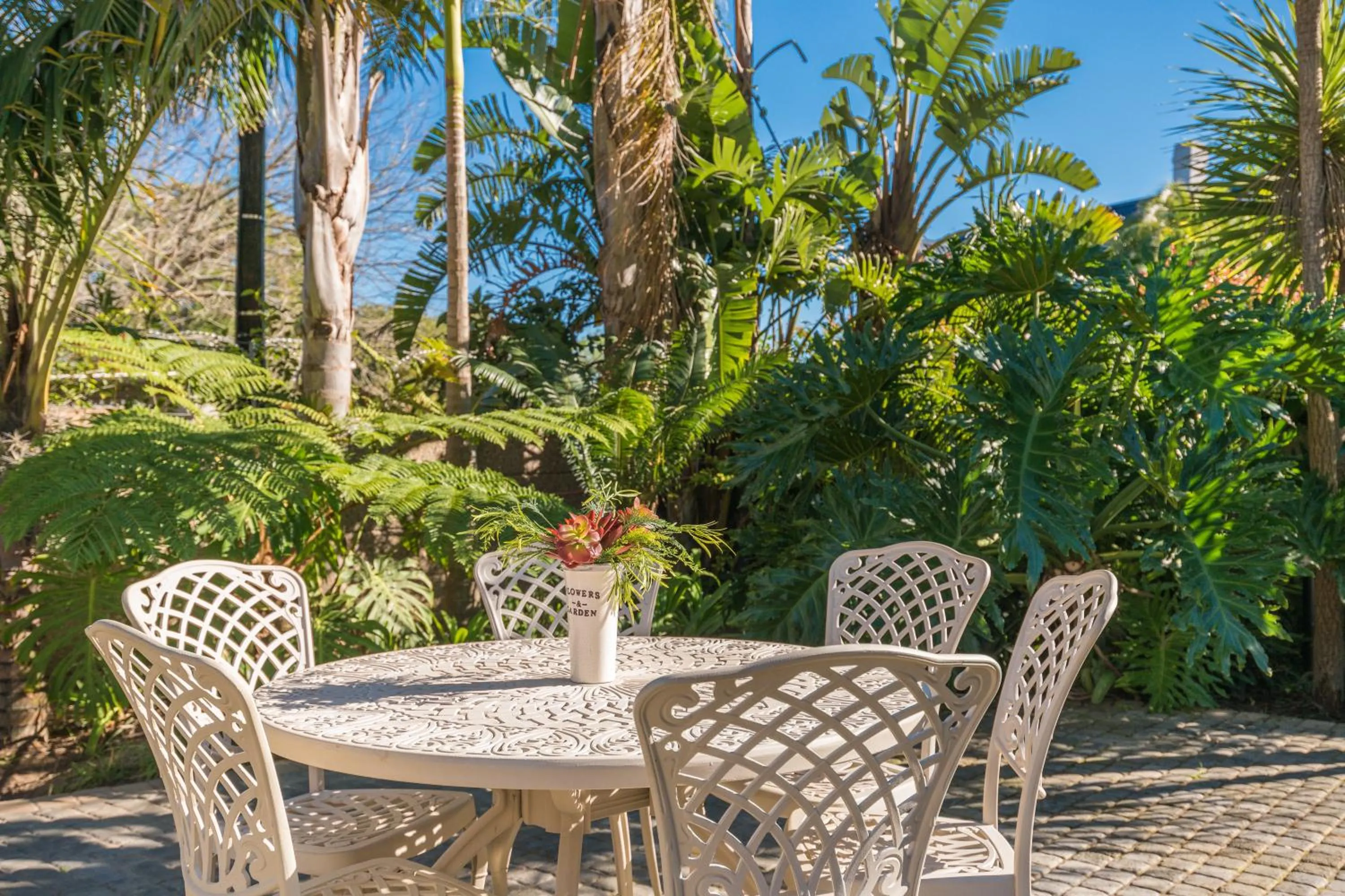 Garden in Caledon 23 Guest House