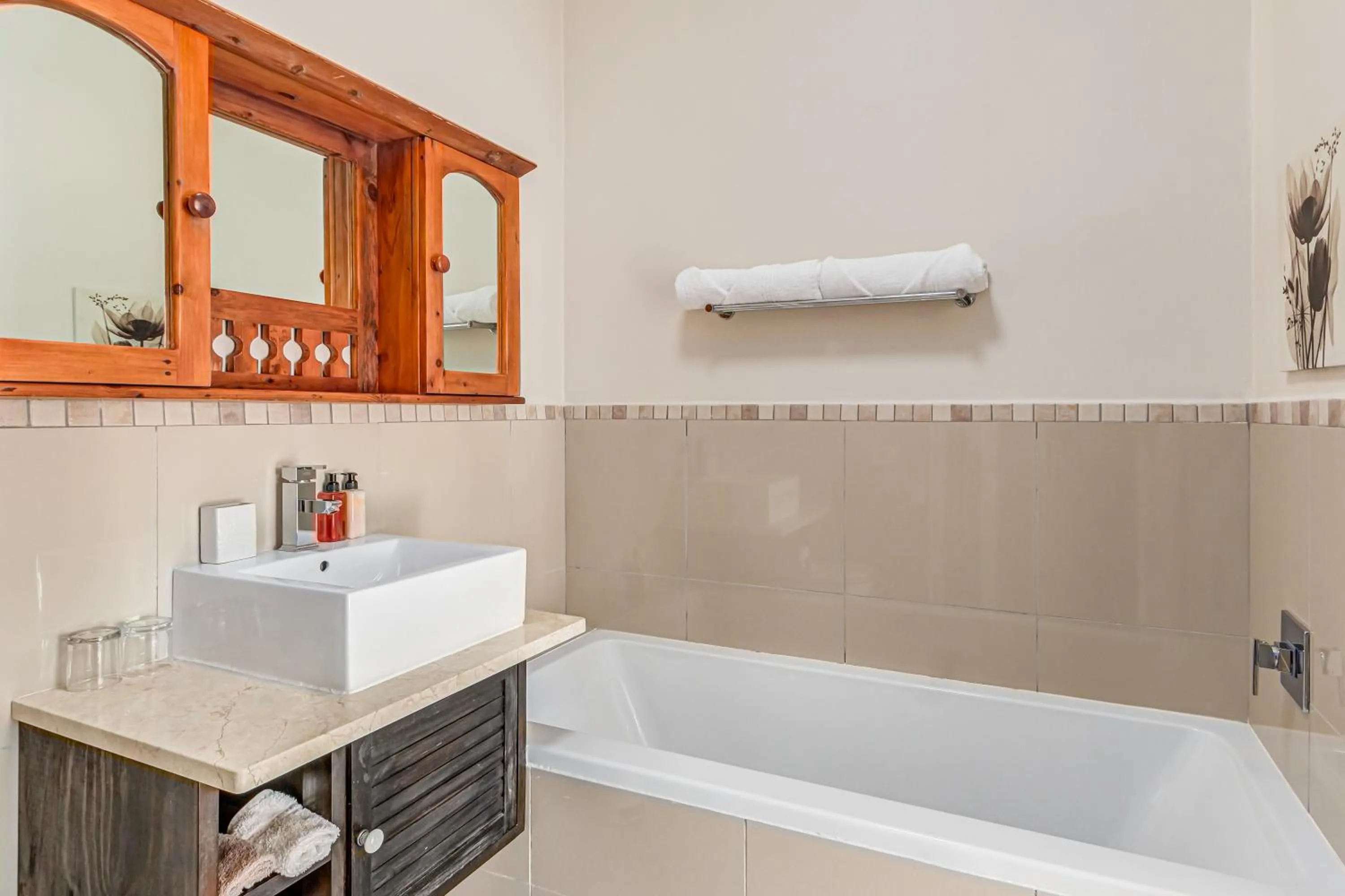 Bathroom in Caledon 23 Guest House