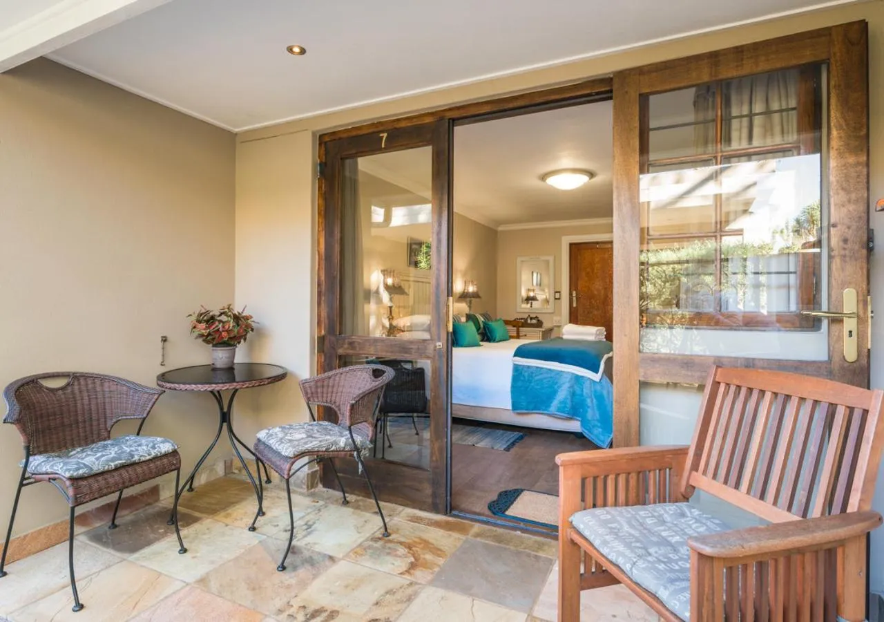 Patio in Caledon 23 Guest House